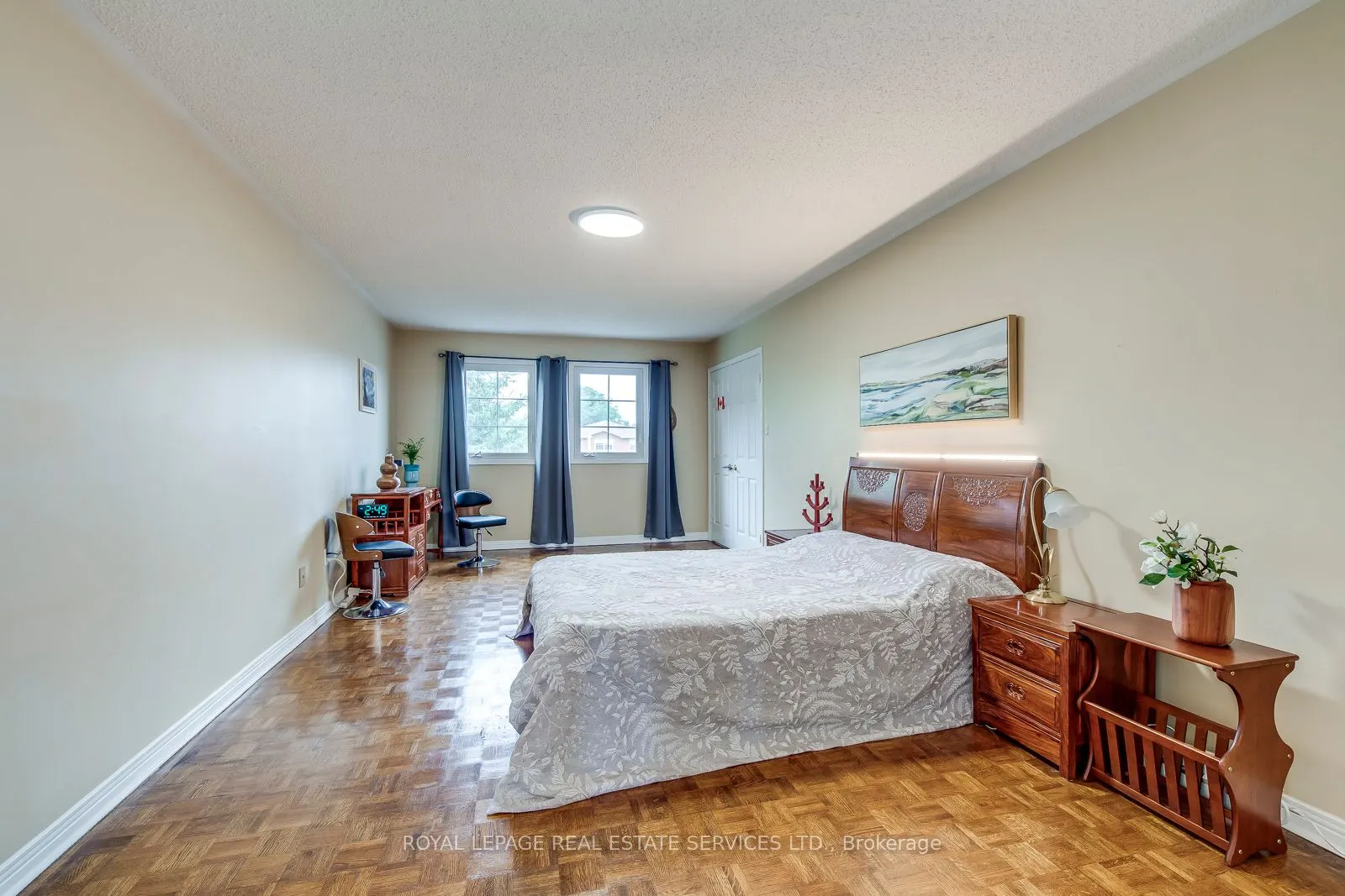 1143 Chapelton Place