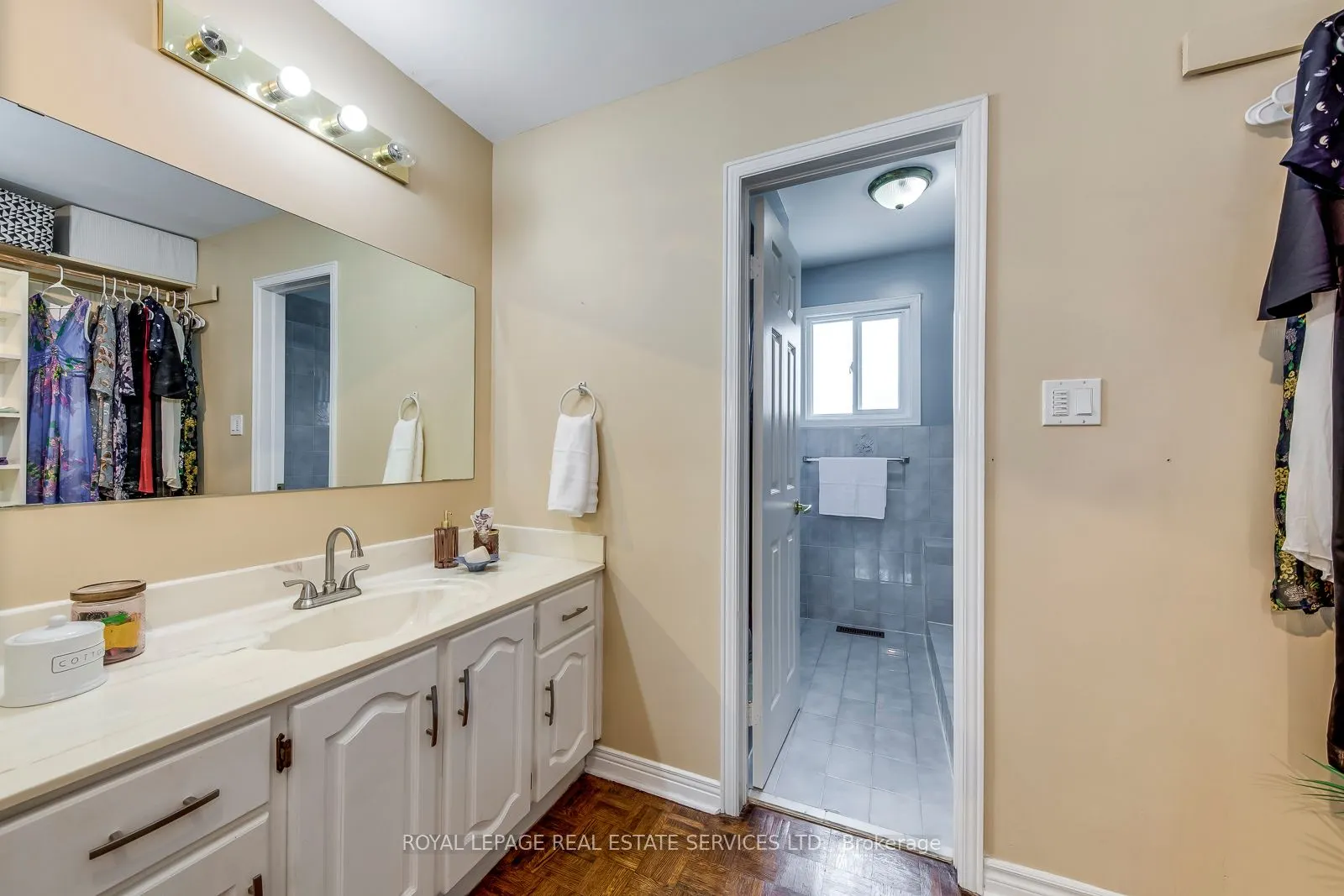 1143 Chapelton Place