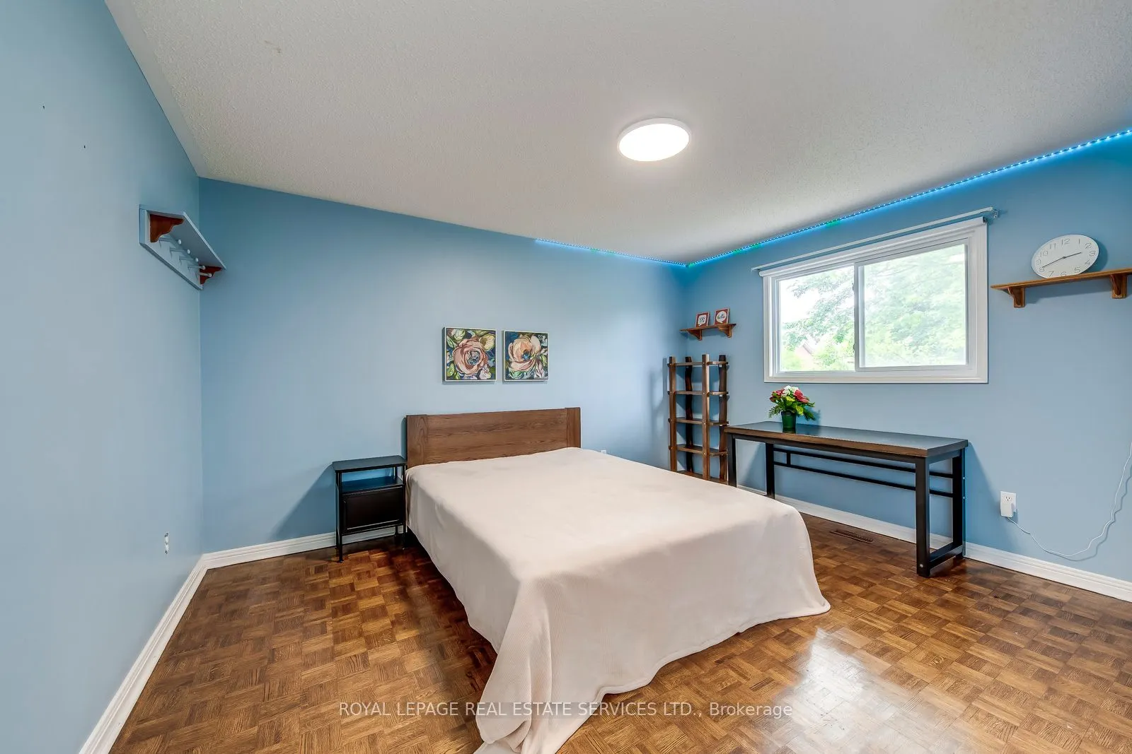 1143 Chapelton Place
