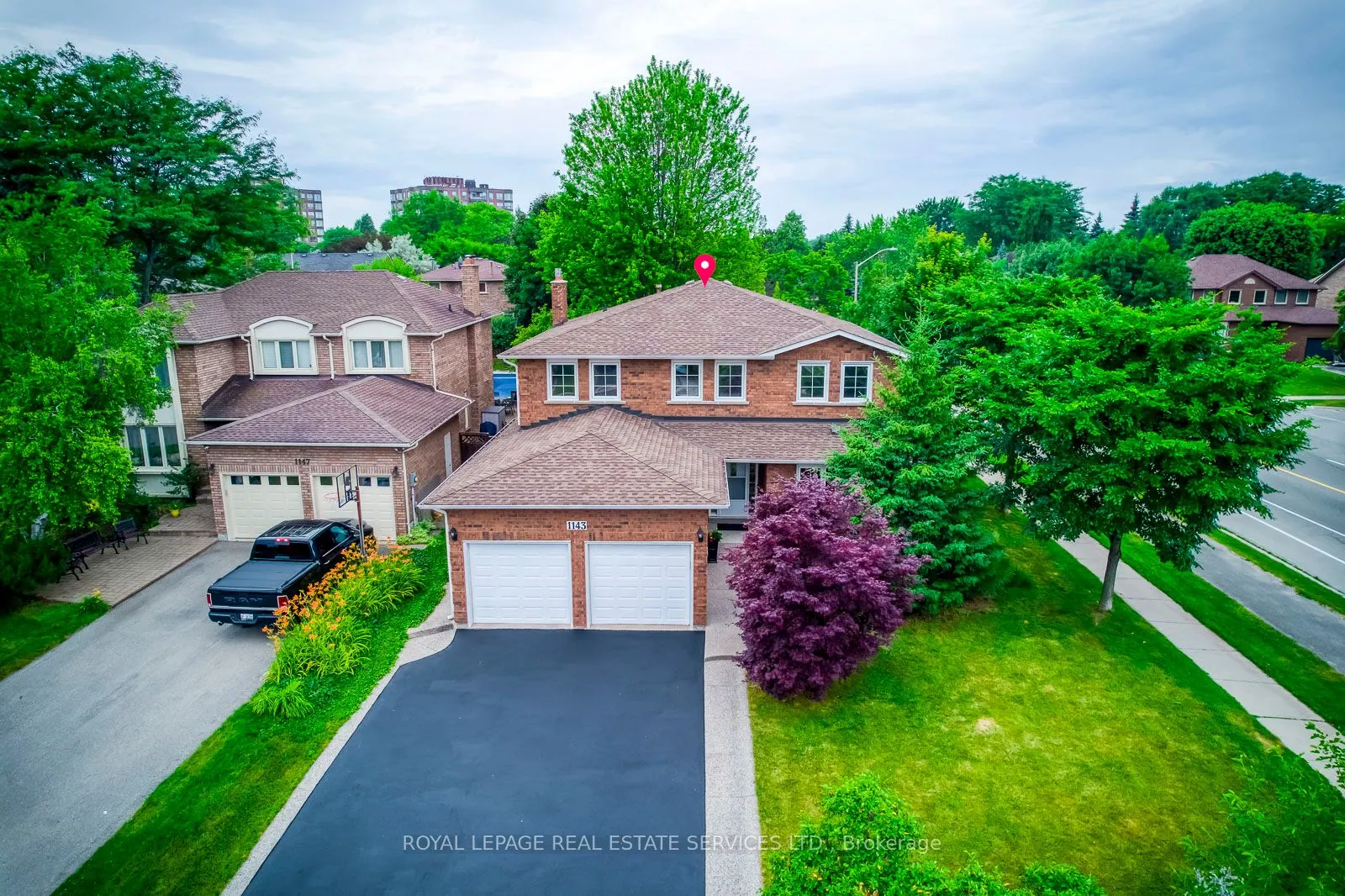 1143 Chapelton Place