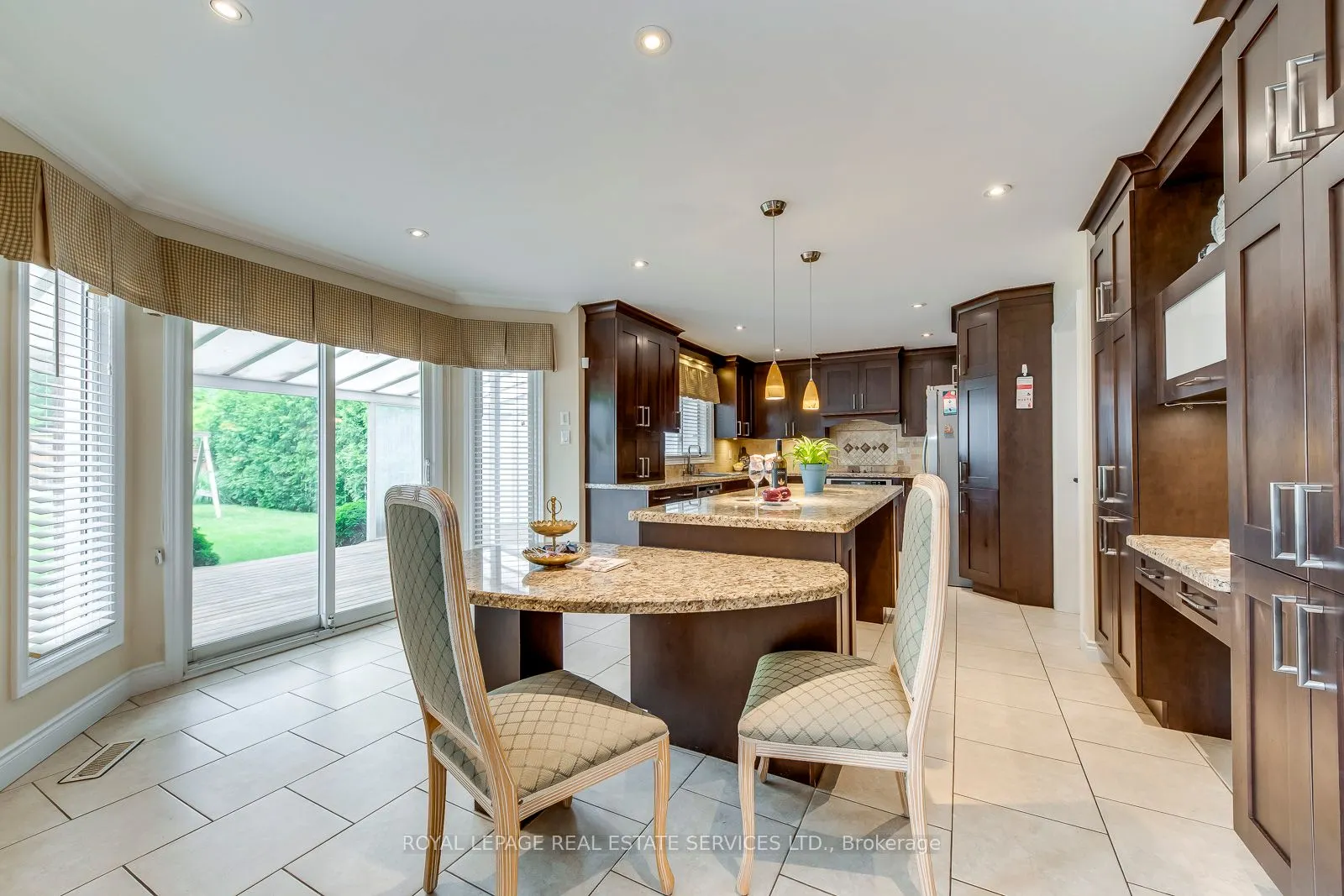 1143 Chapelton Place