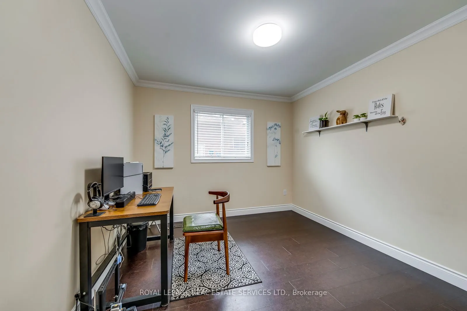1143 Chapelton Place