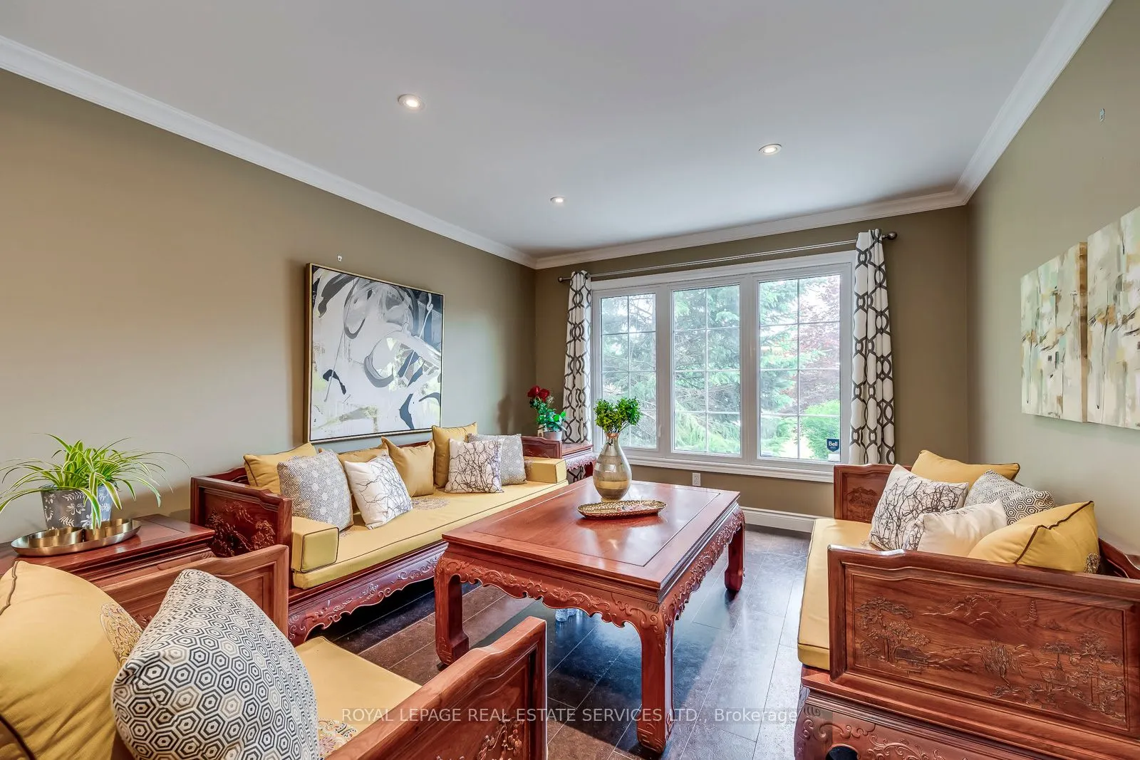 1143 Chapelton Place
