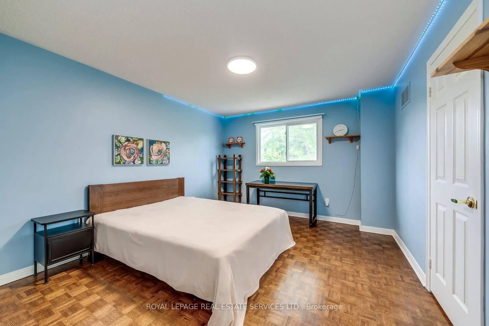 1143 Chapelton Place