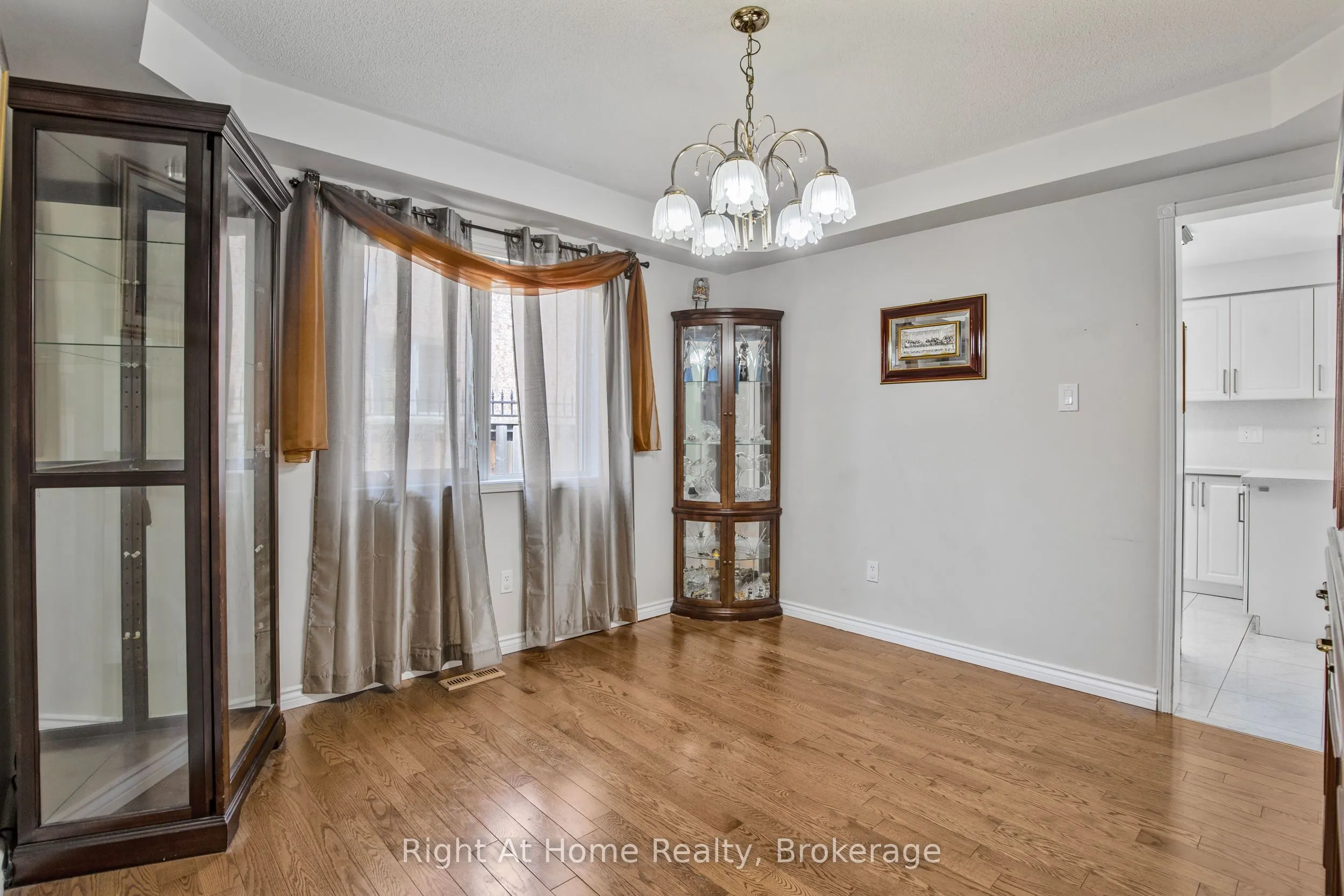2405 Eden Valley Drive