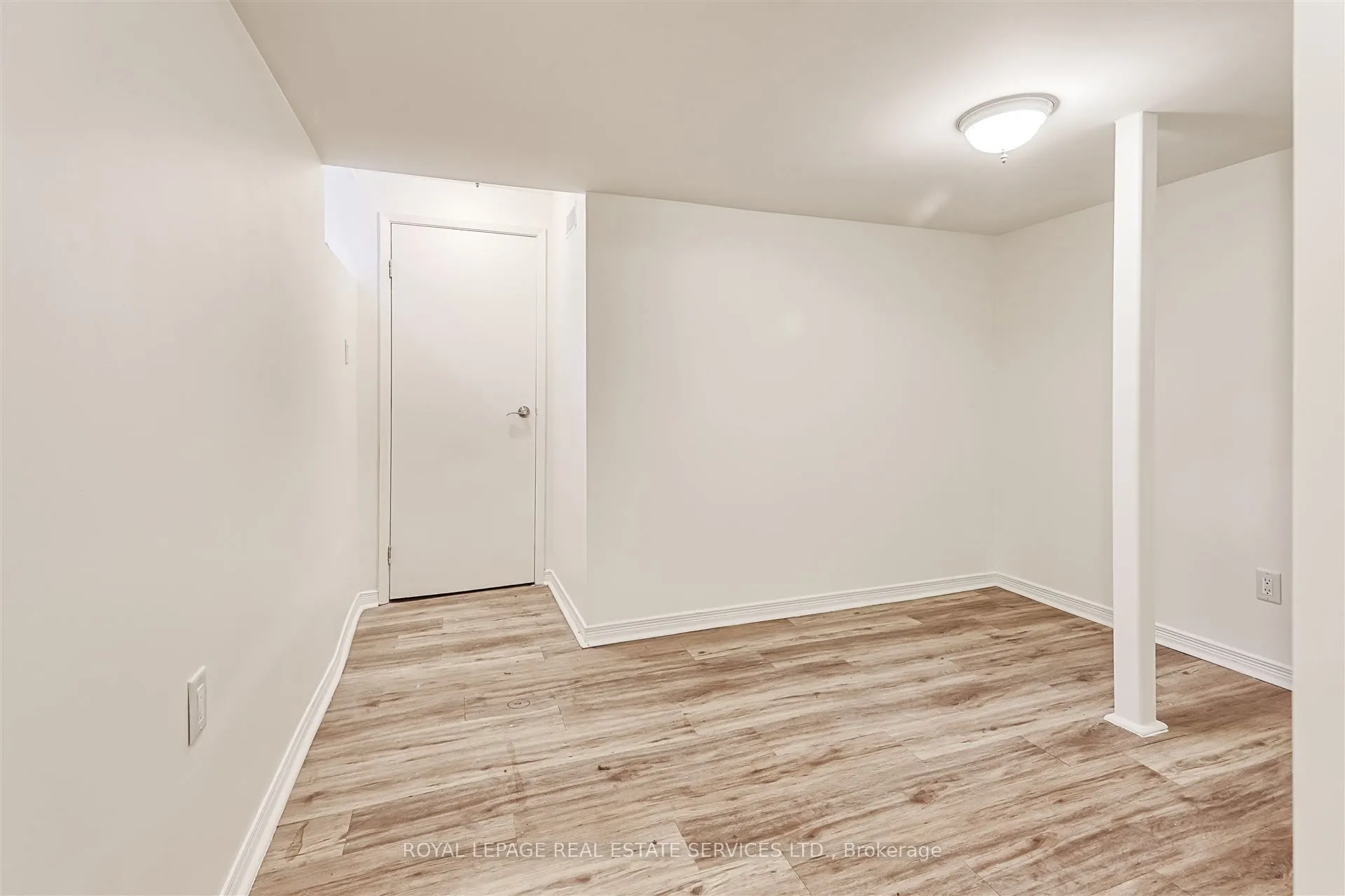 93 Medland Crescent