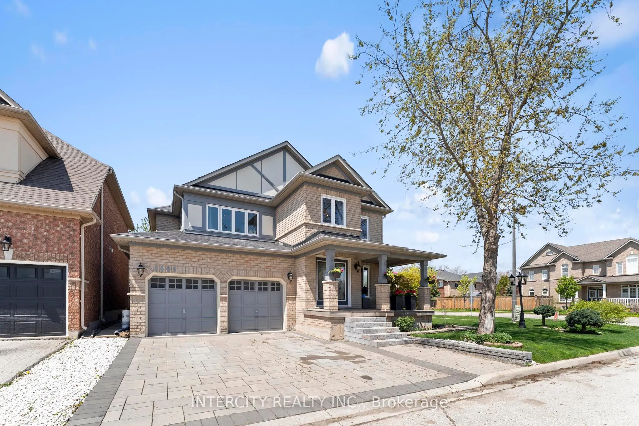 5409 Duchess Court