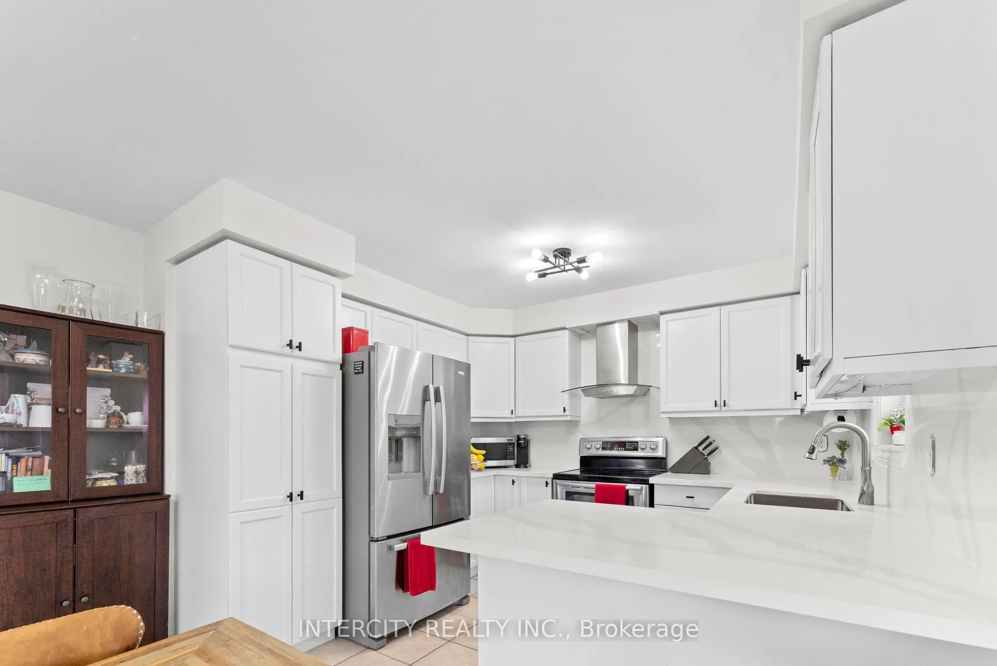 5409 Duchess Court