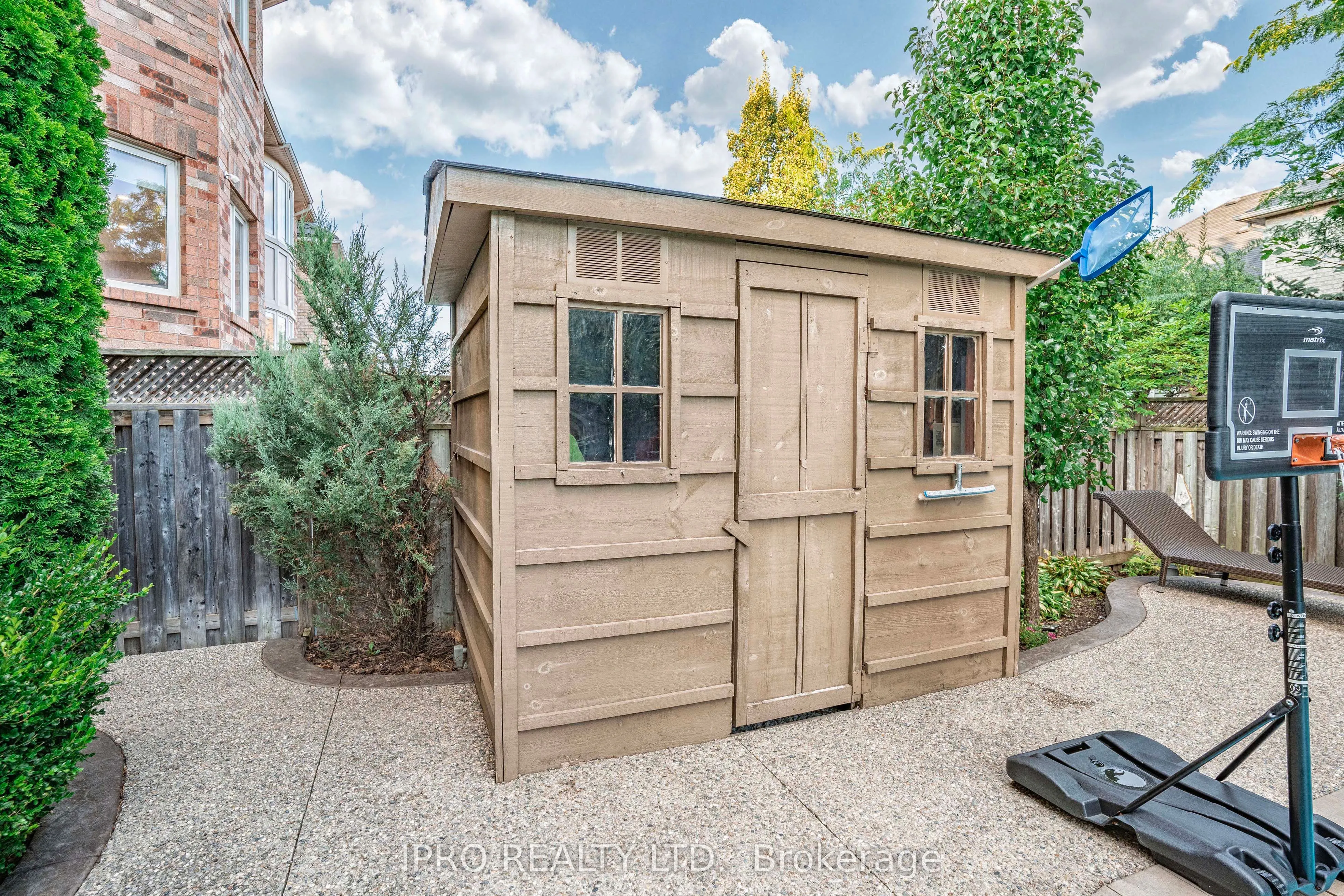 501 Cusick Circle