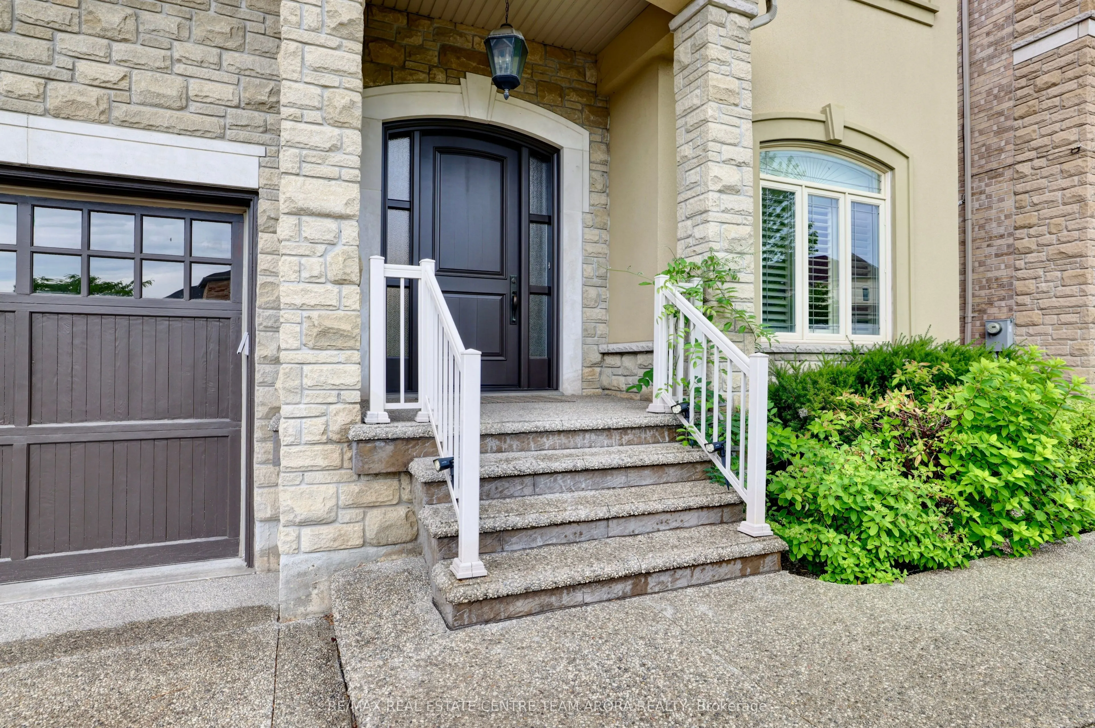6672 Rothschild Trail