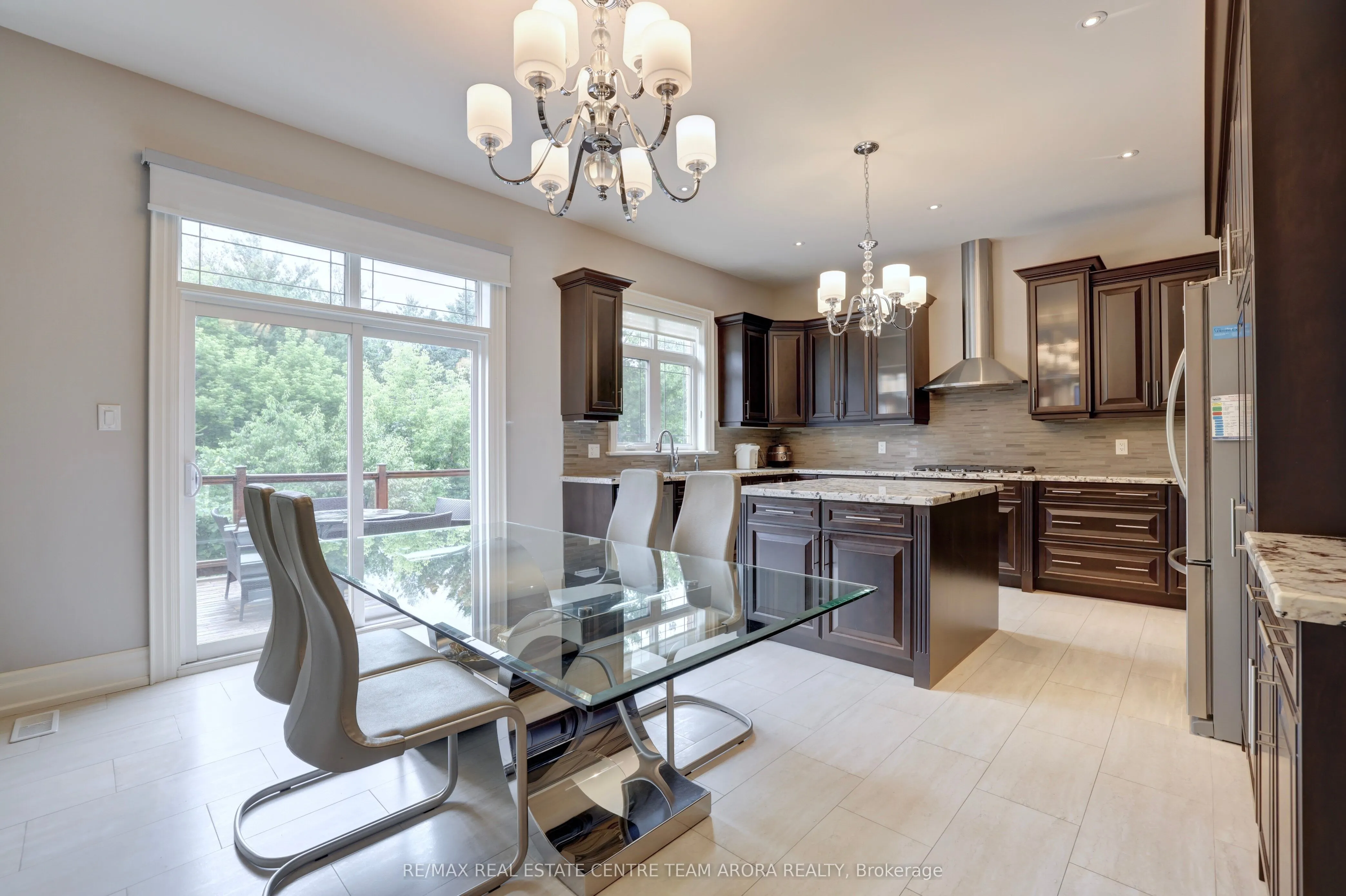 6672 Rothschild Trail