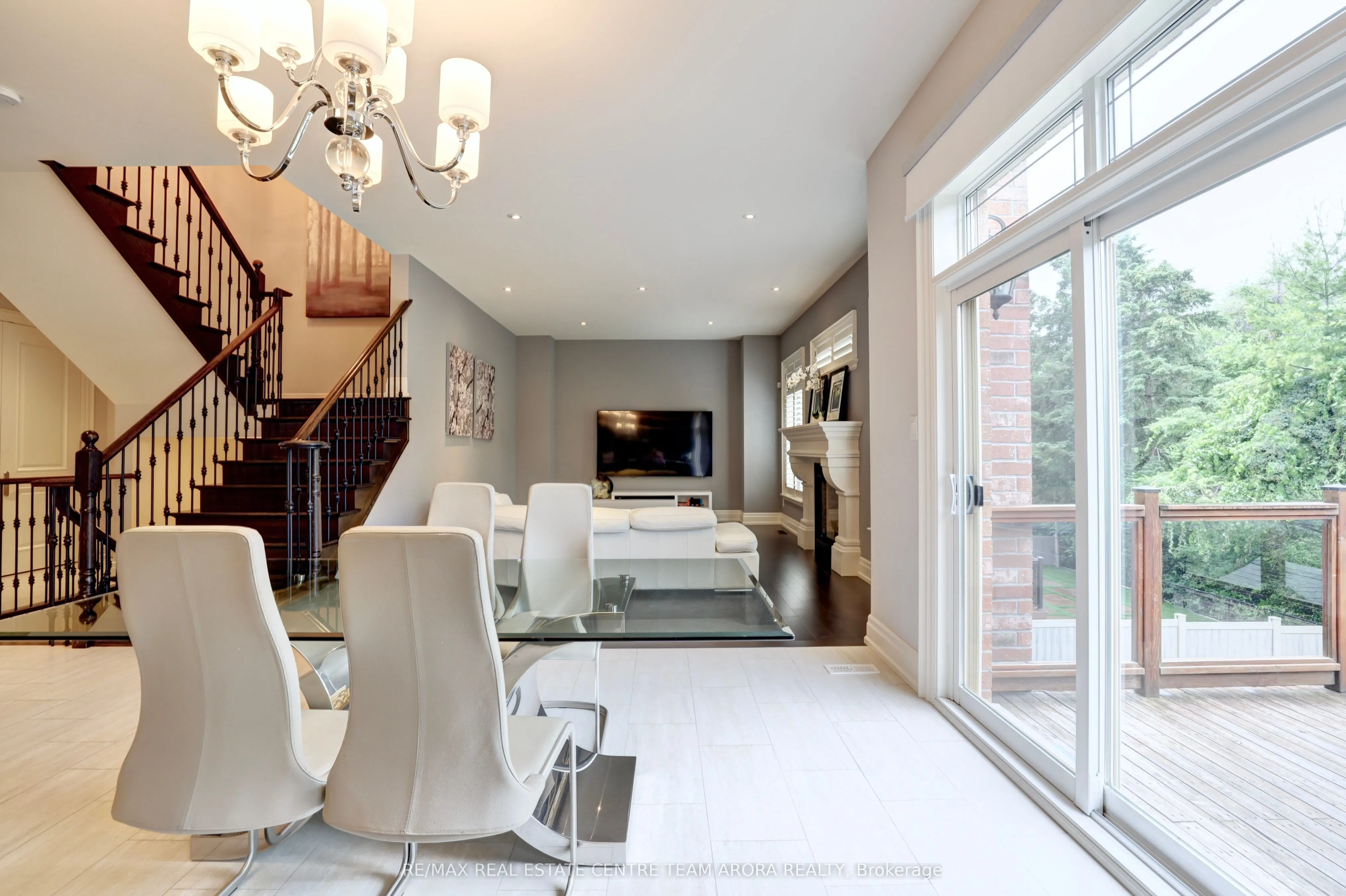 6672 Rothschild Trail