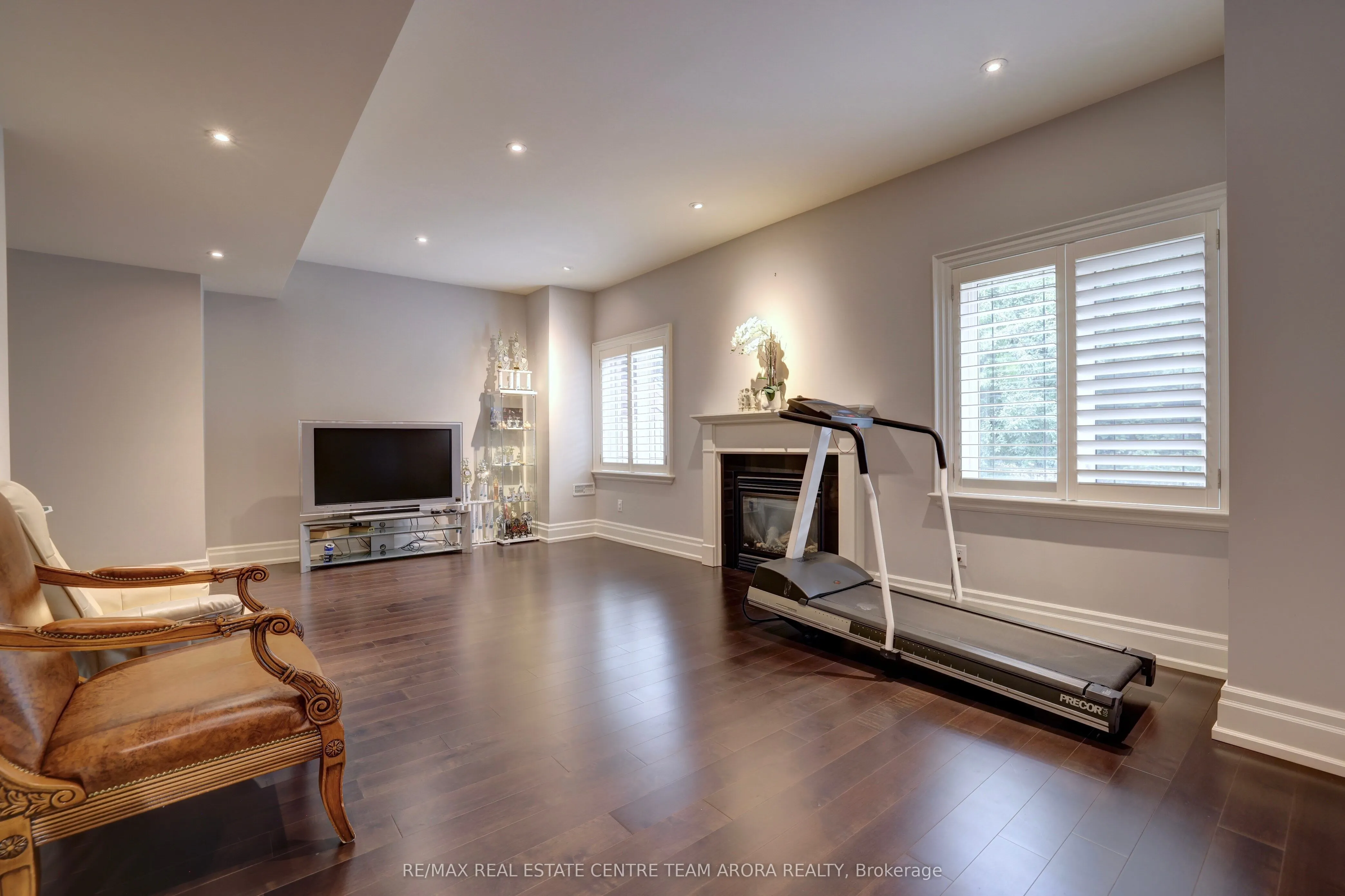 6672 Rothschild Trail