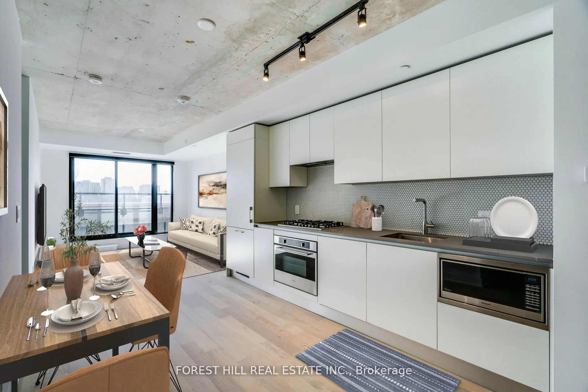 2720 Dundas Street W, #401