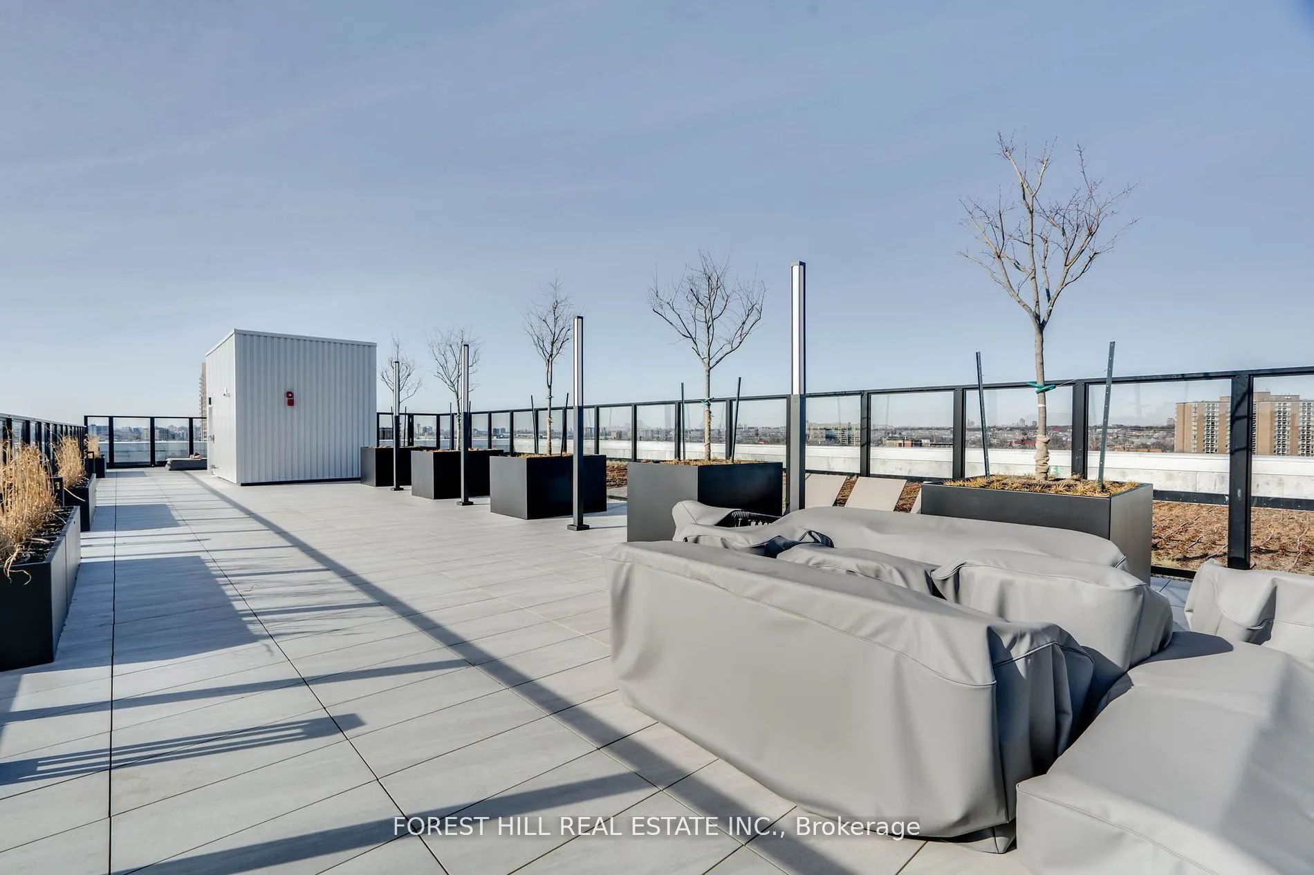 2720 Dundas Street W, #401