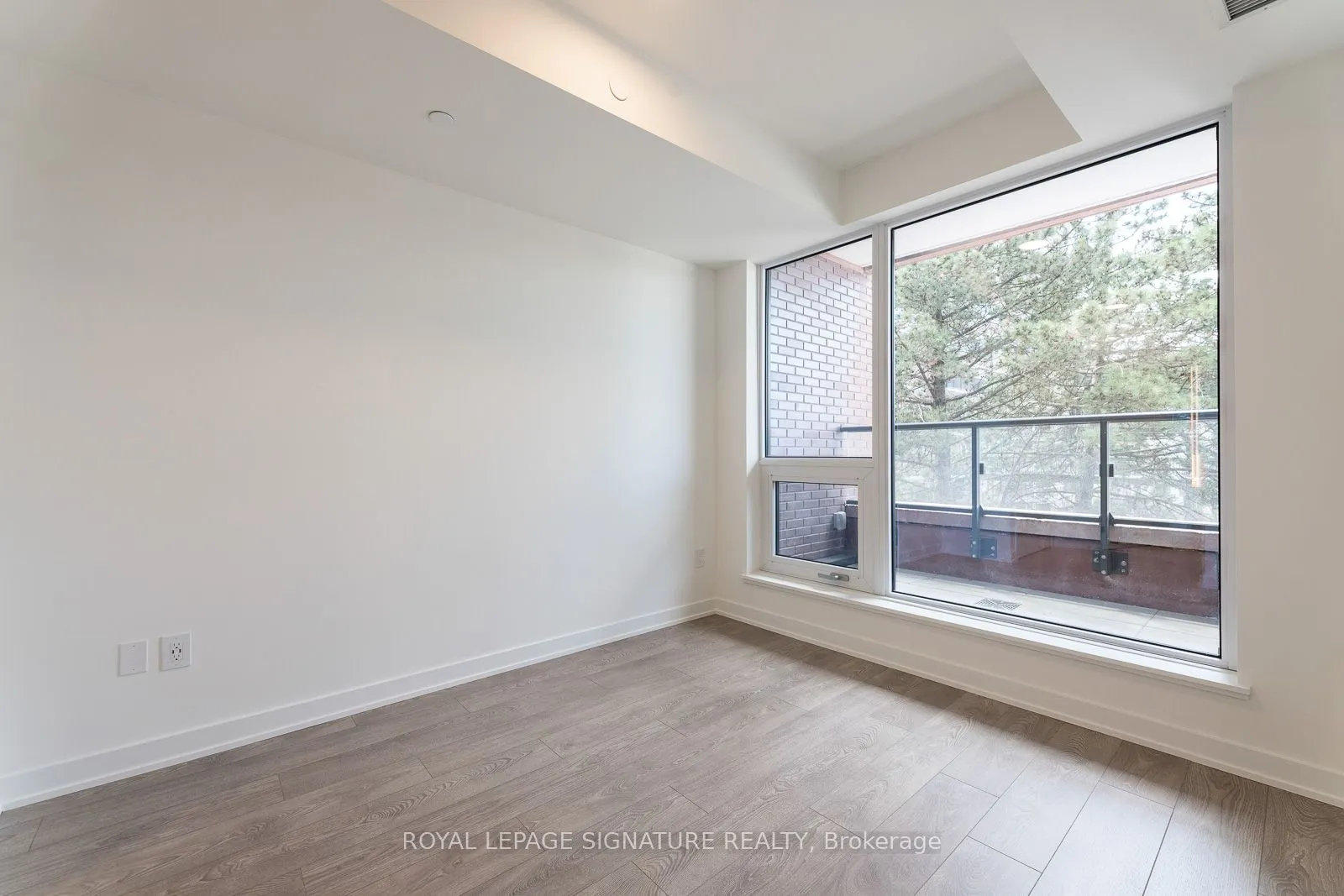 28 Ann Street, #215