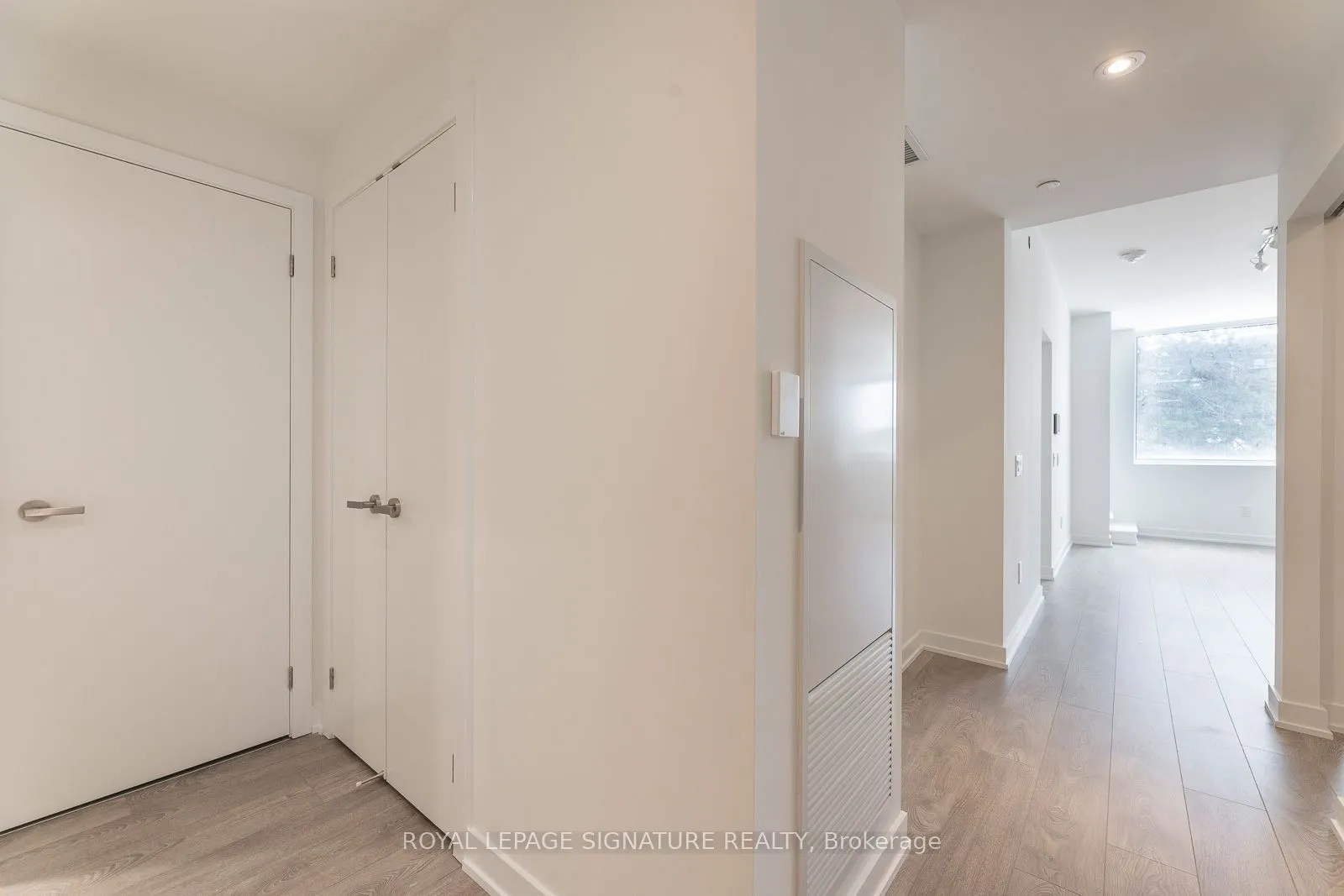 28 Ann Street, #215
