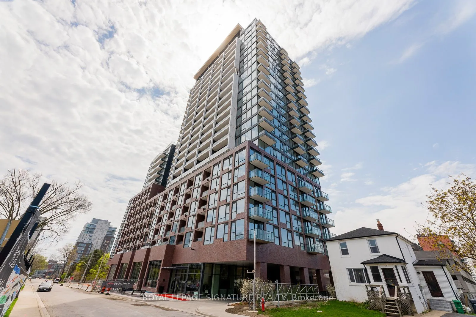 28 Ann Street, #215