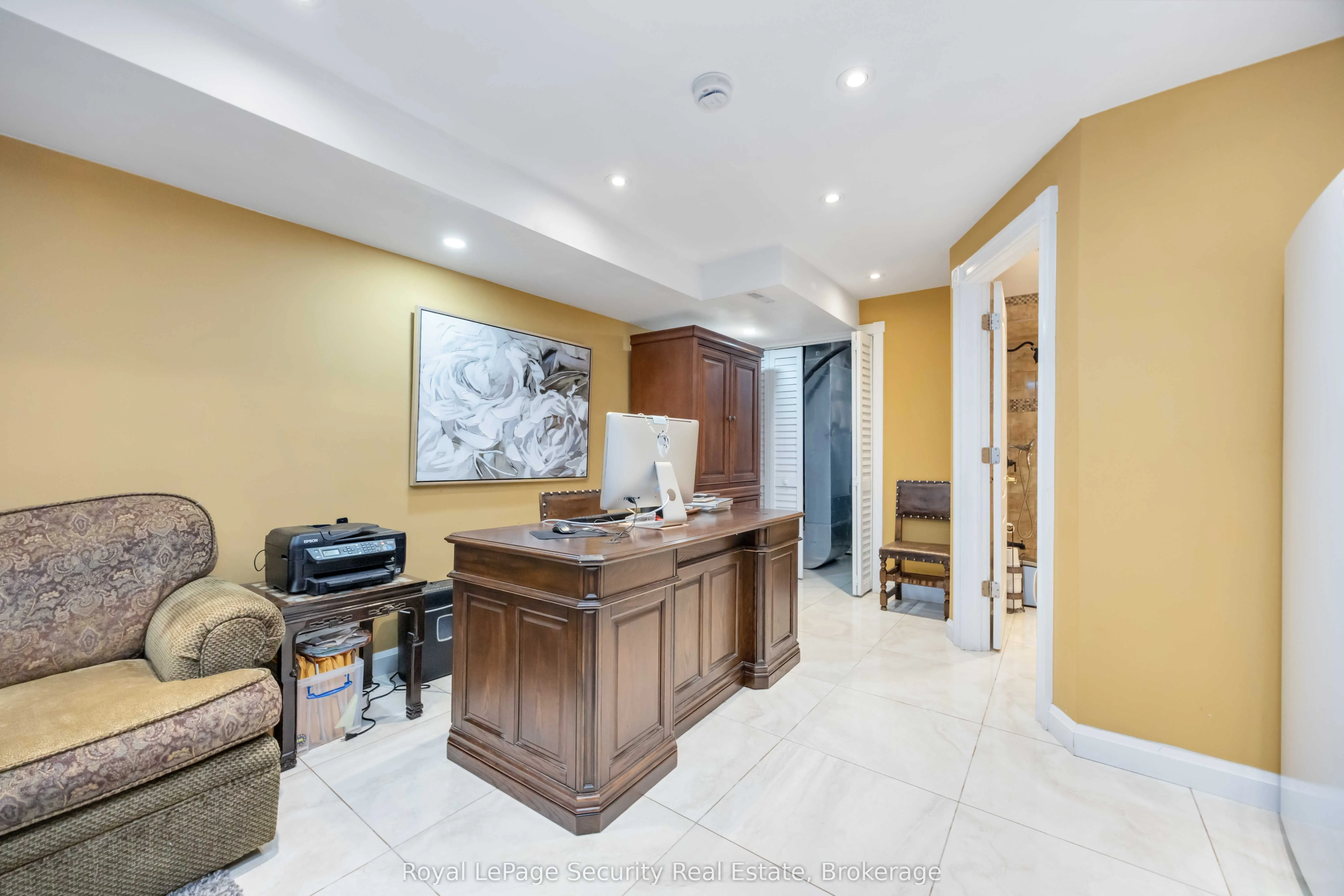 154 Caledonia Road