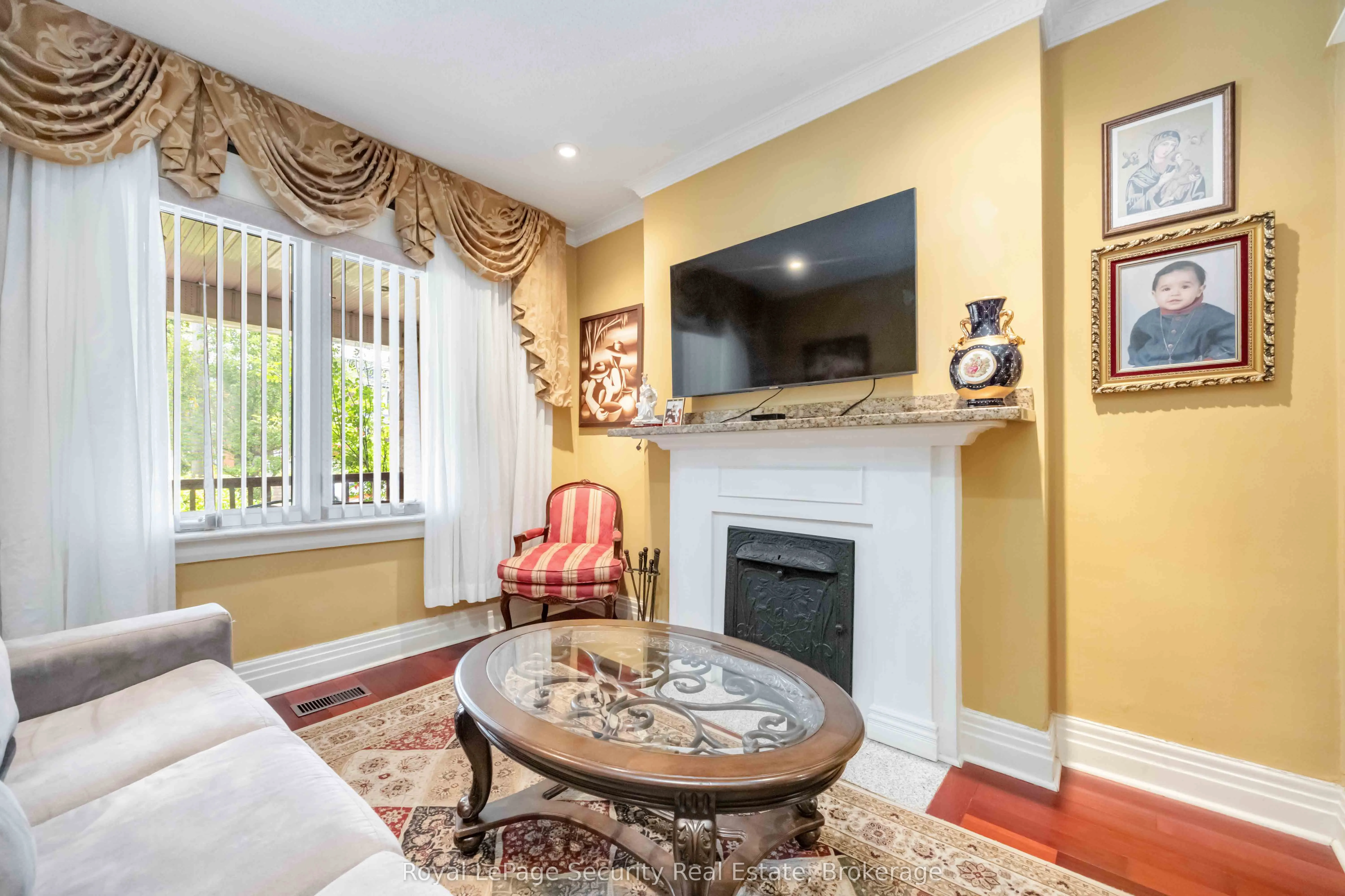 154 Caledonia Road