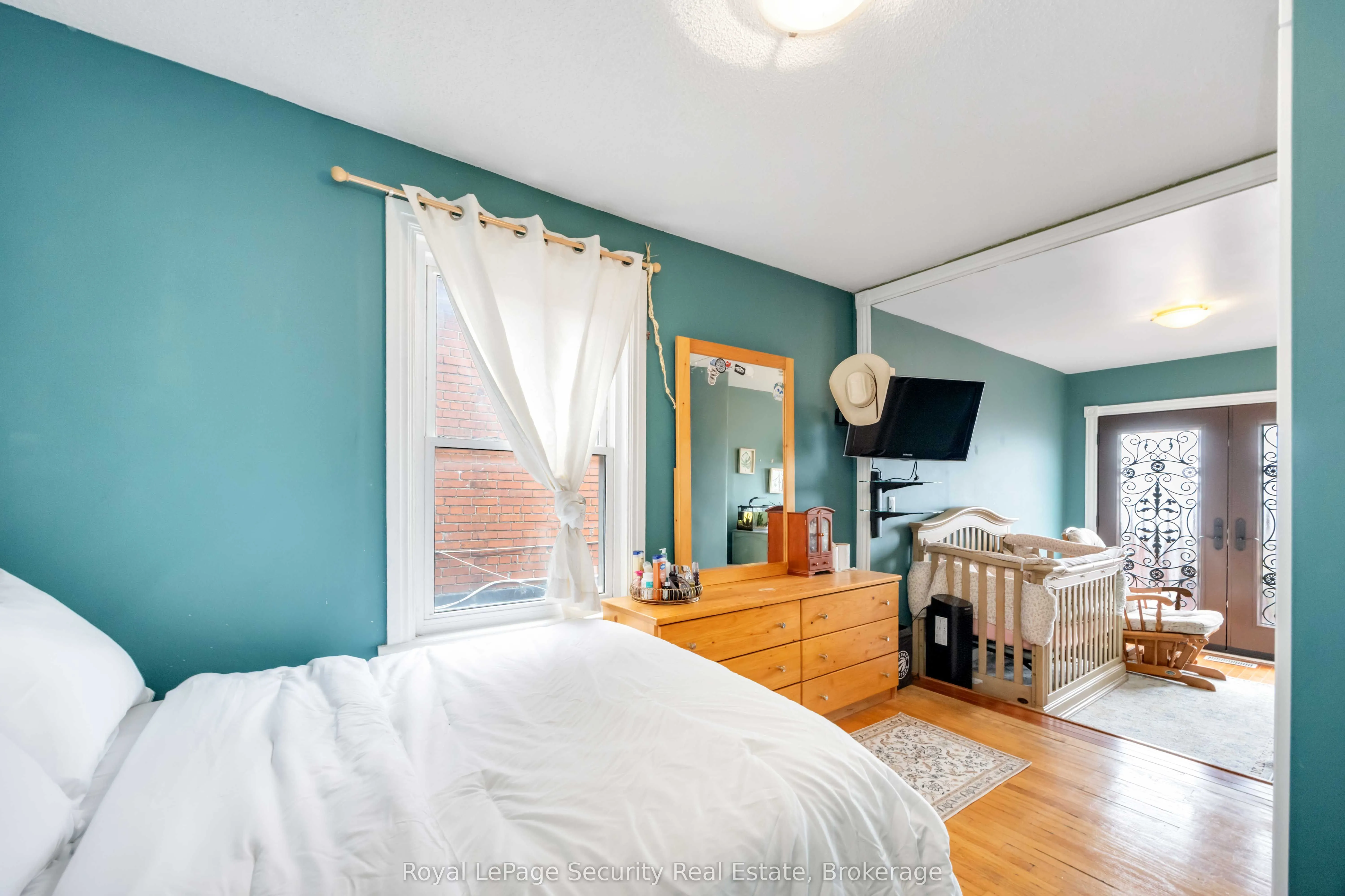 154 Caledonia Road