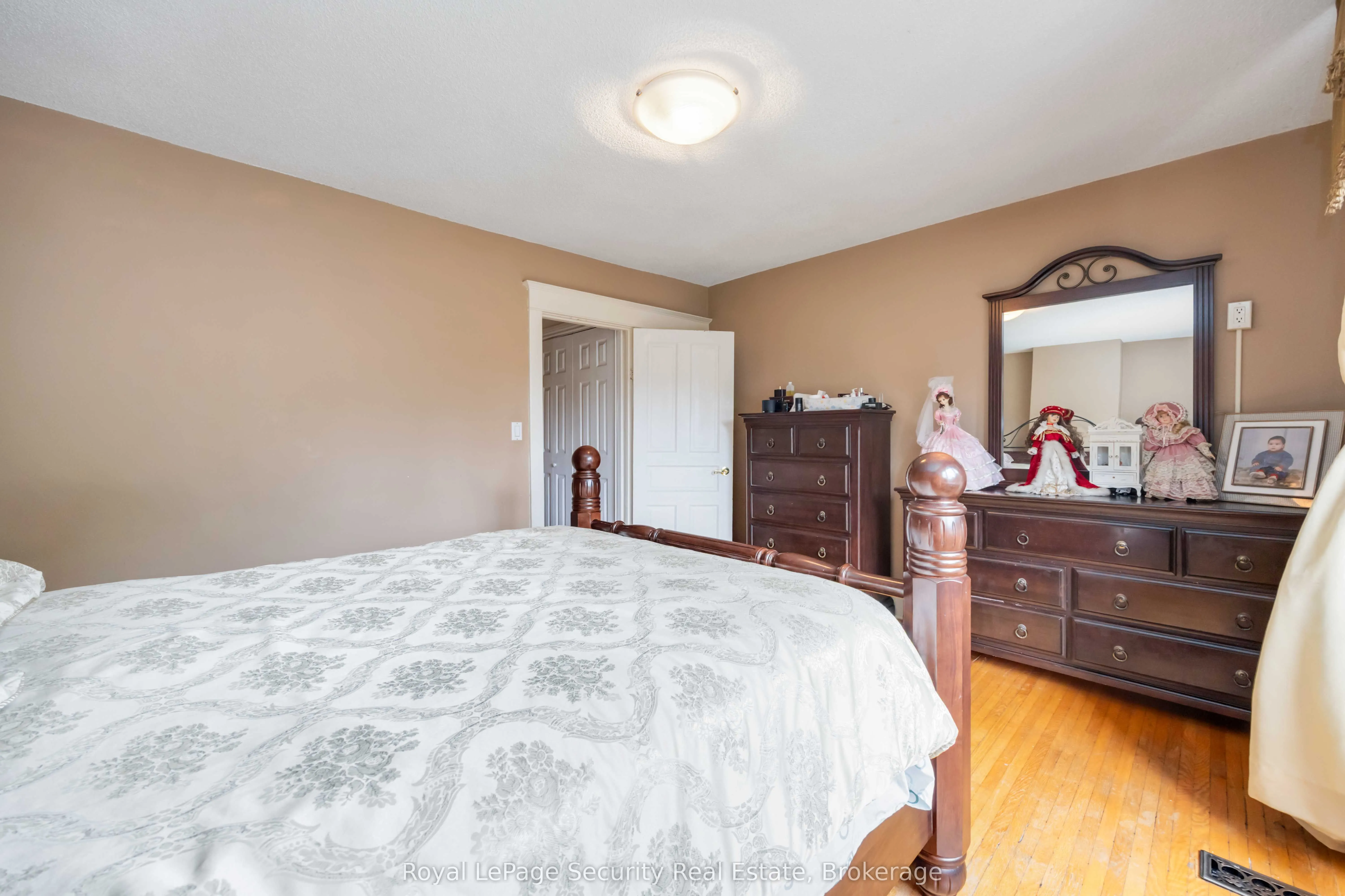 154 Caledonia Road