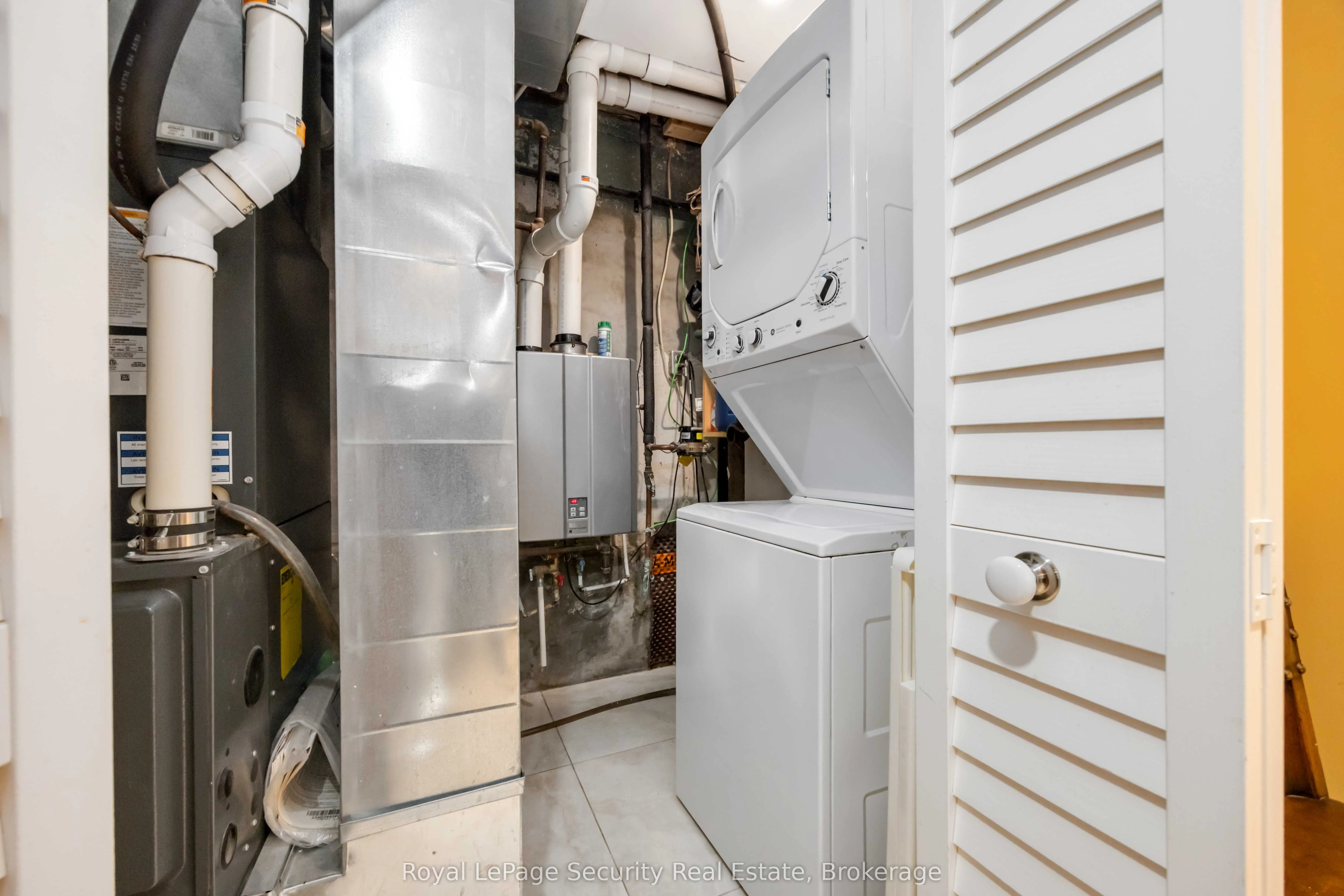154 Caledonia Road