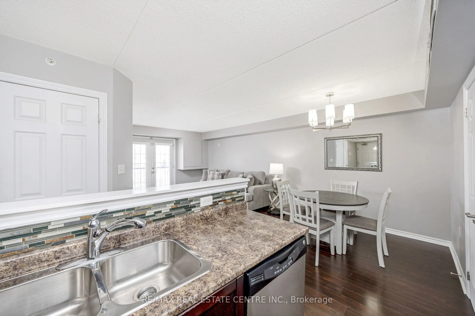 1360 Main Street E, #304