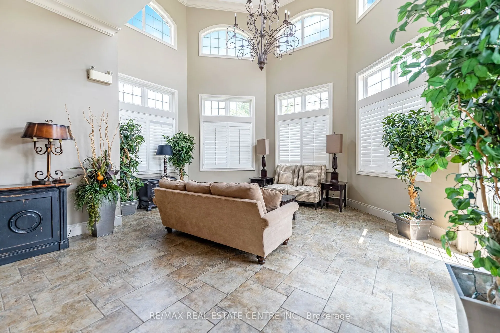 1360 Main Street E, #304