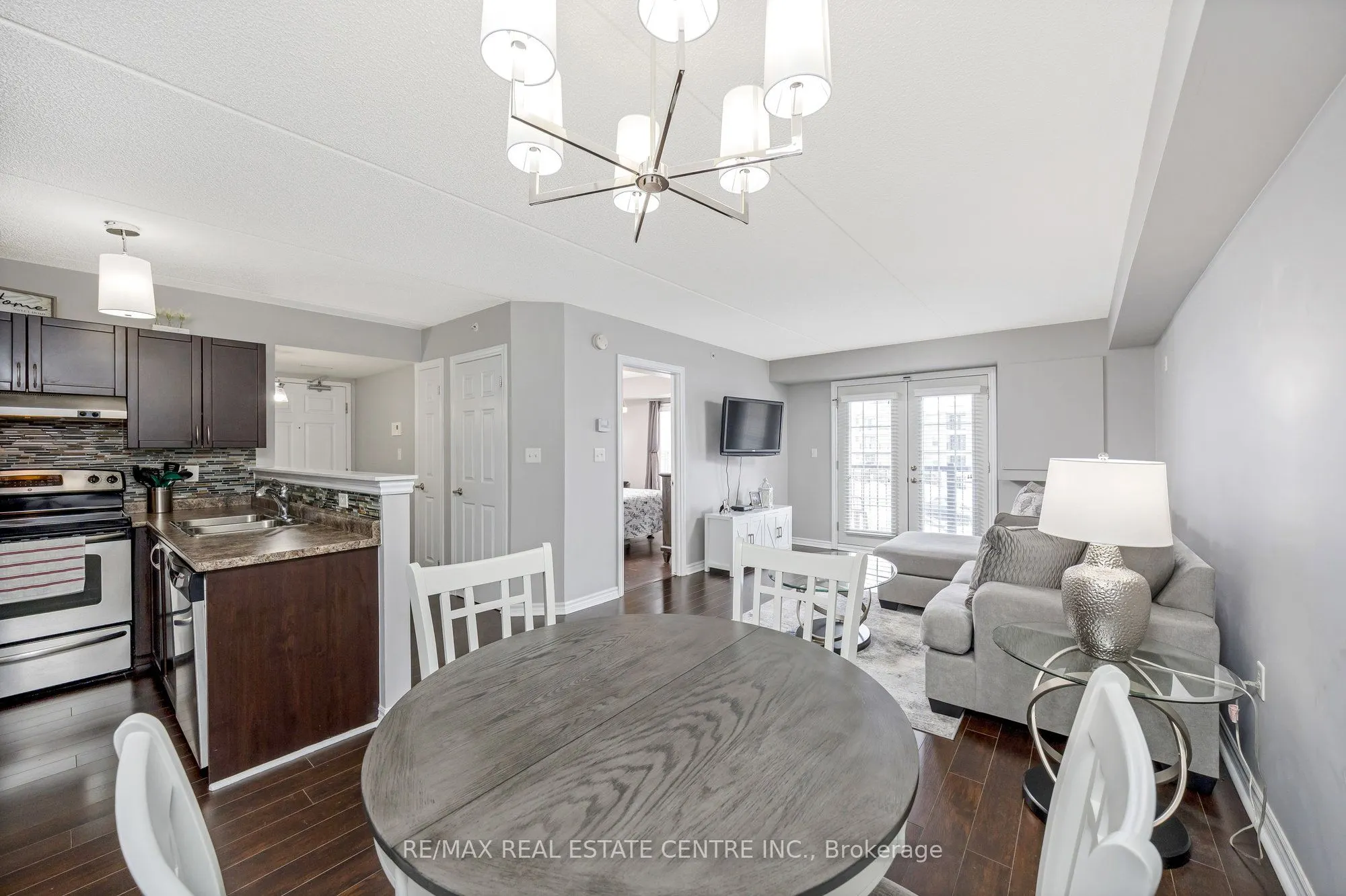 1360 Main Street E, #304