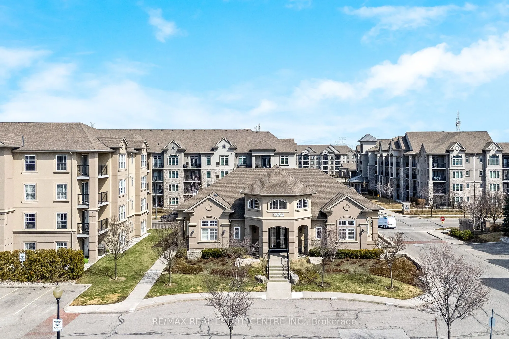 1360 Main Street E, #304