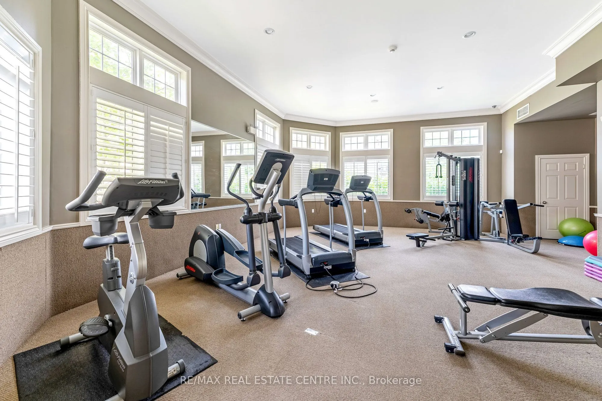 1360 Main Street E, #304