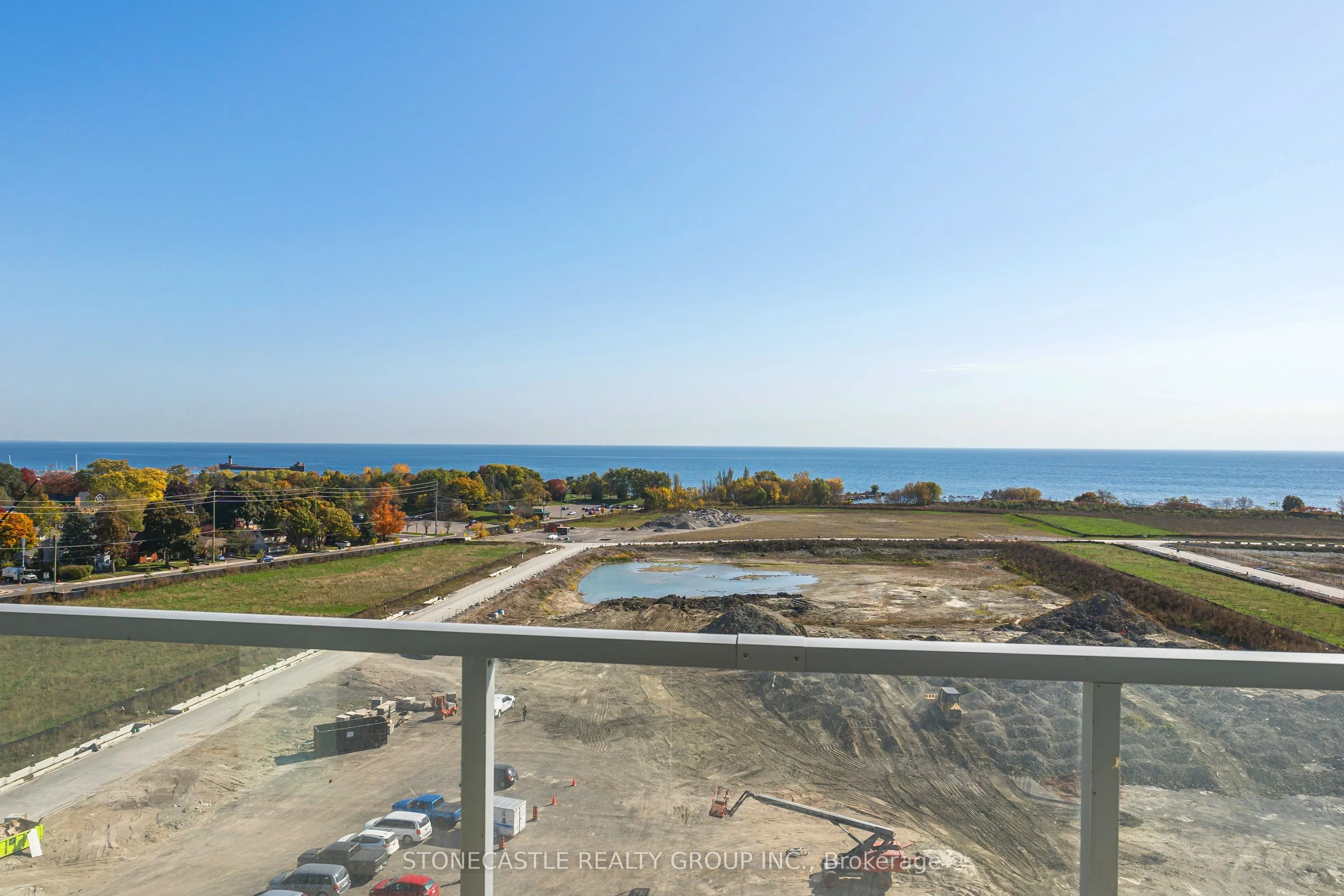 220 Missinnihe Way, #906