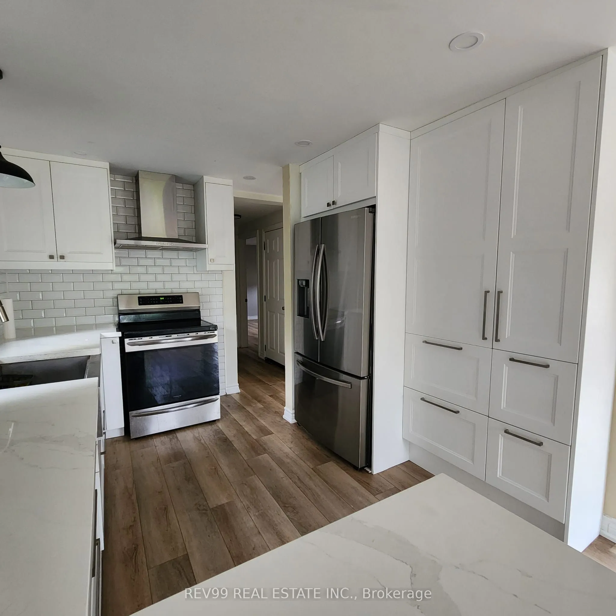 526 Guelph Street, #Upper