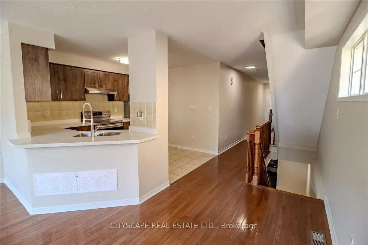 3950 Erin Centre Boulevard, #42