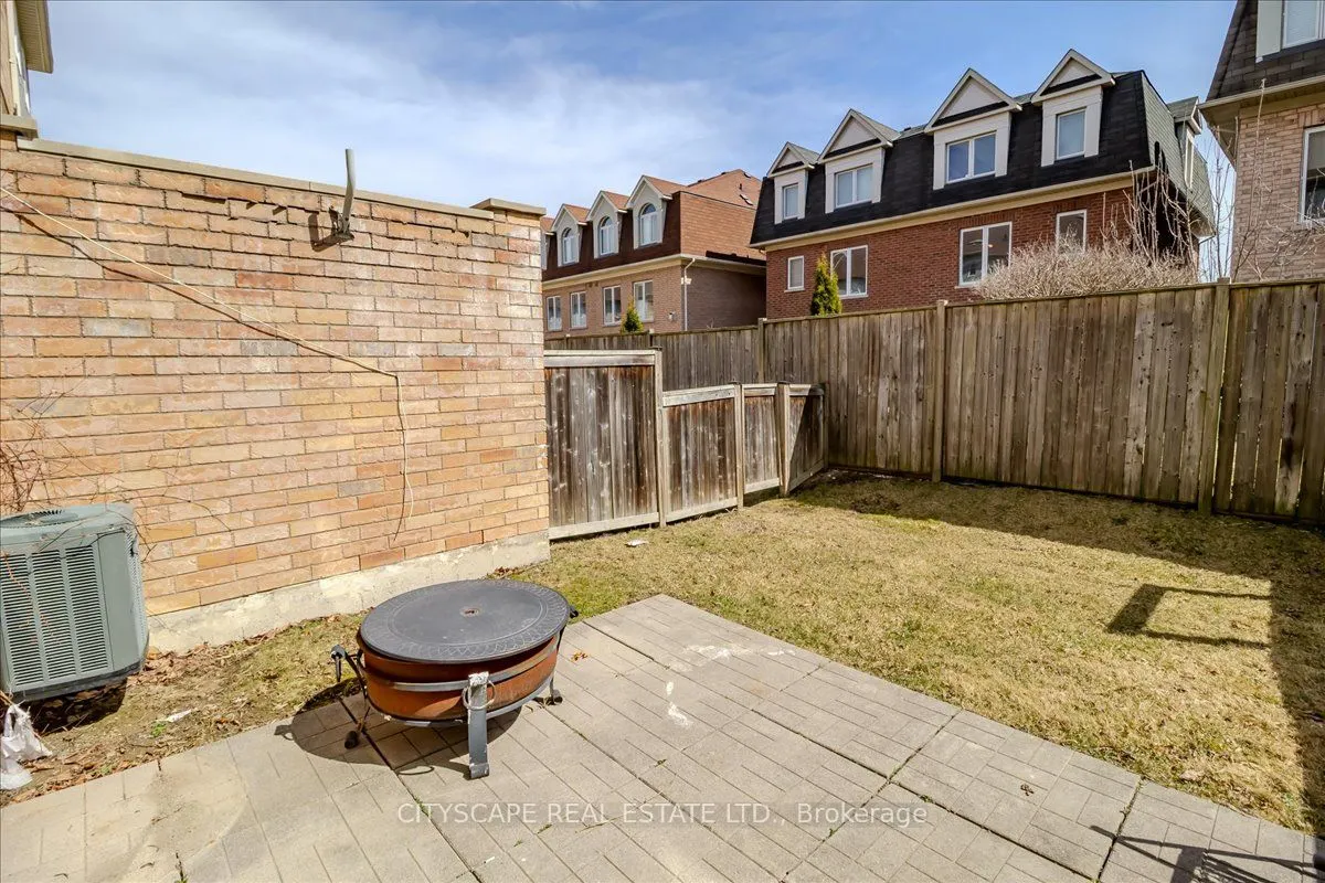 3950 Erin Centre Boulevard, #42