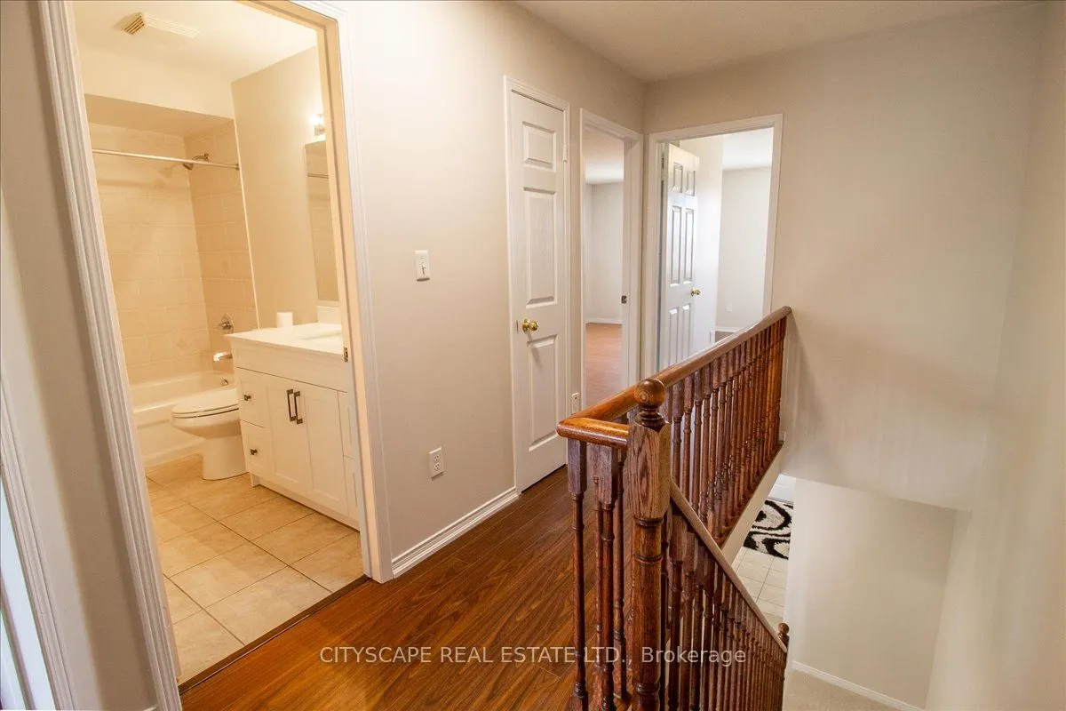 3950 Erin Centre Boulevard, #42