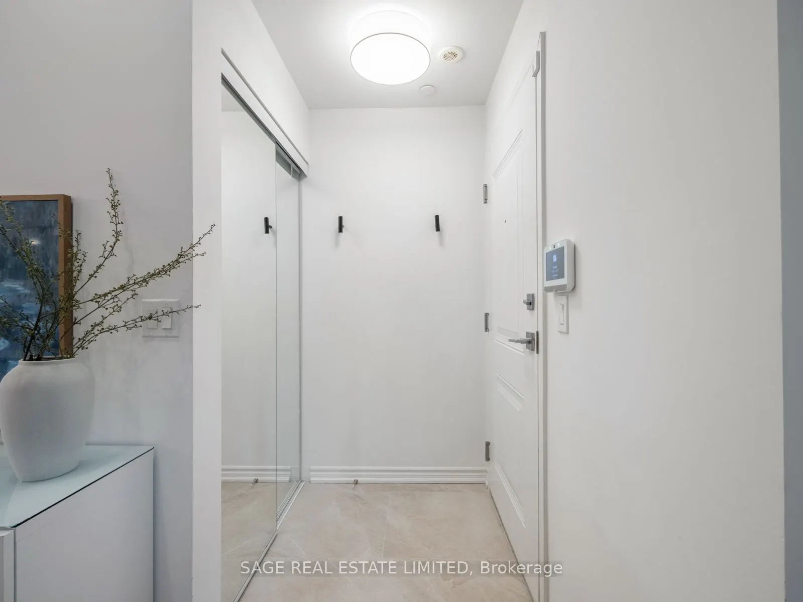 80 Eastwood Park Gardens, #4
