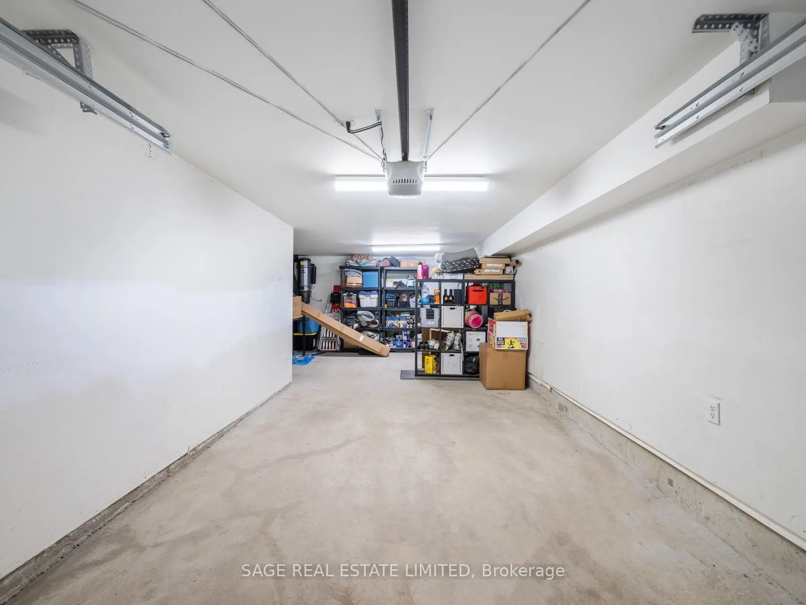 80 Eastwood Park Gardens, #4
