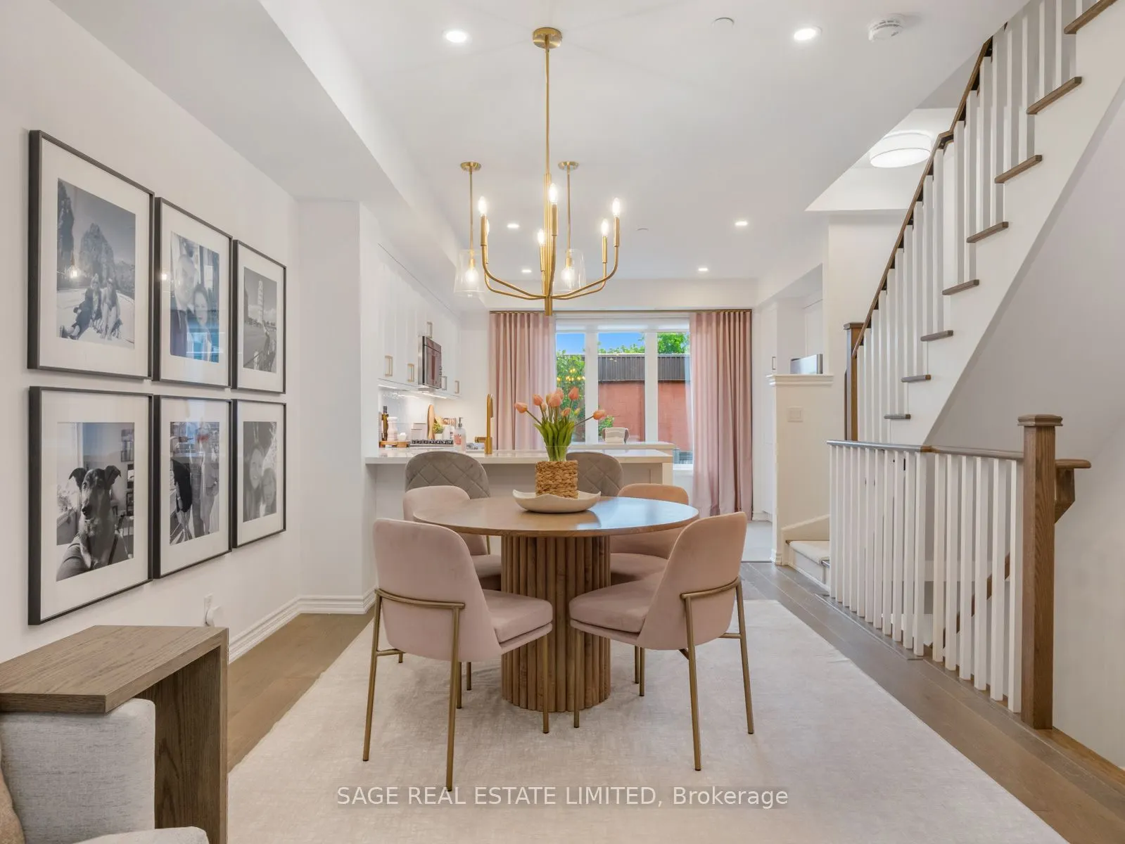 80 Eastwood Park Gardens, #4