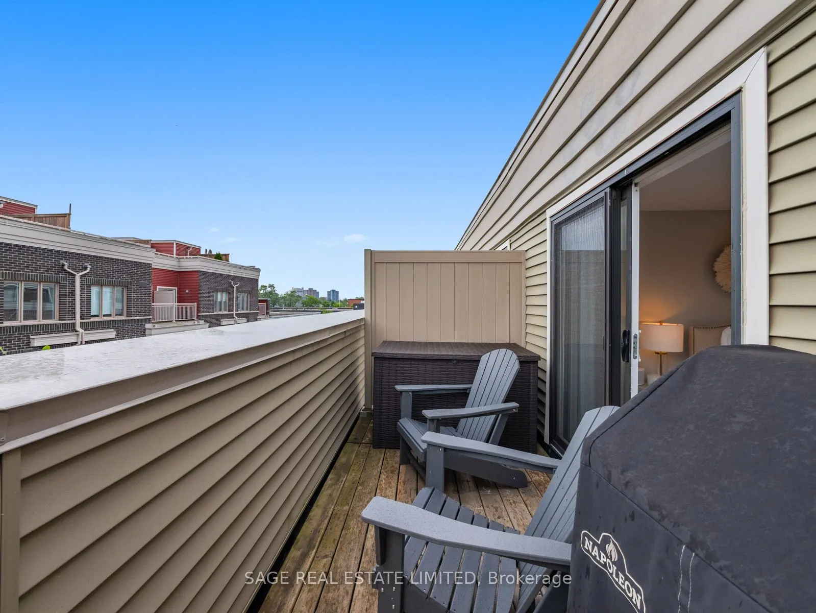 80 Eastwood Park Gardens, #4