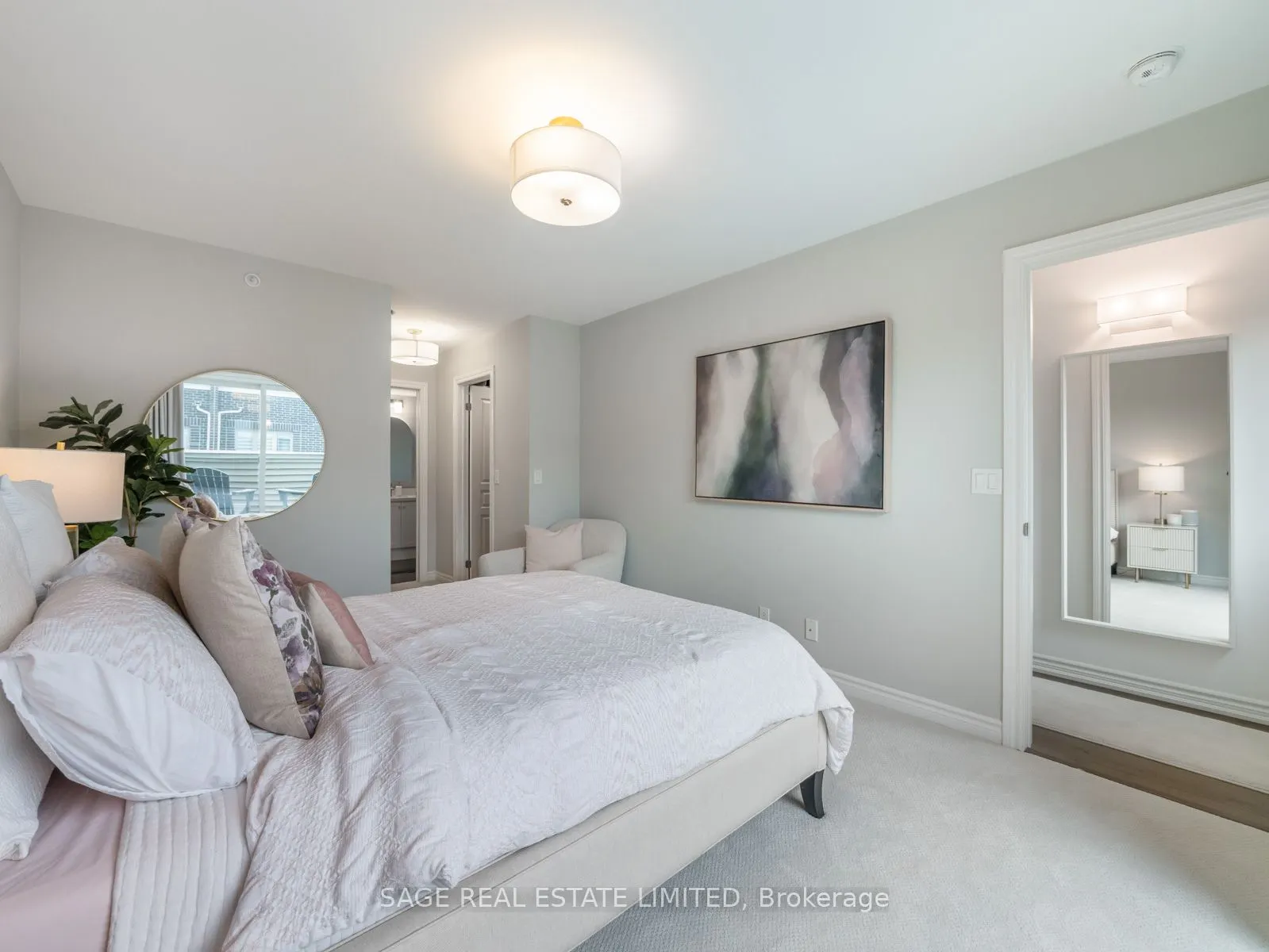 80 Eastwood Park Gardens, #4