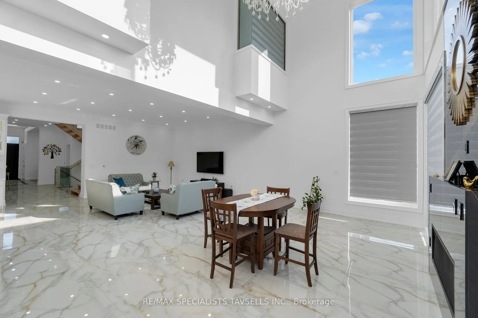 2882 CHARLESTON Side Road S