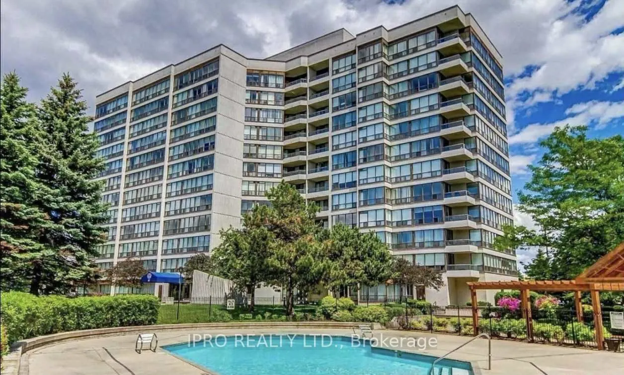 12 Laurelcrest Street, #311