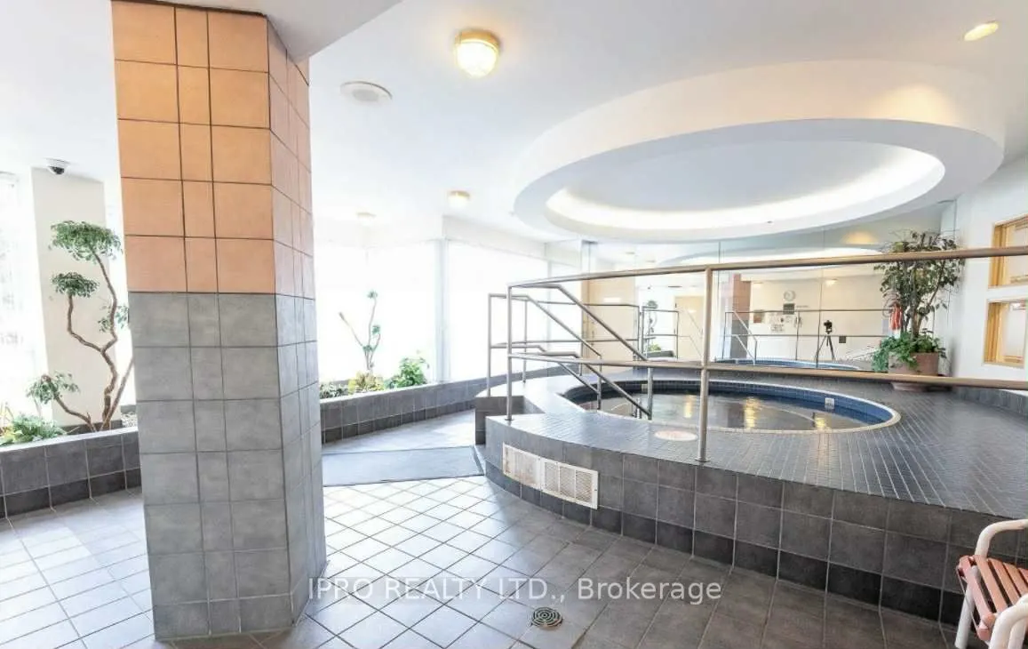 12 Laurelcrest Street, #311