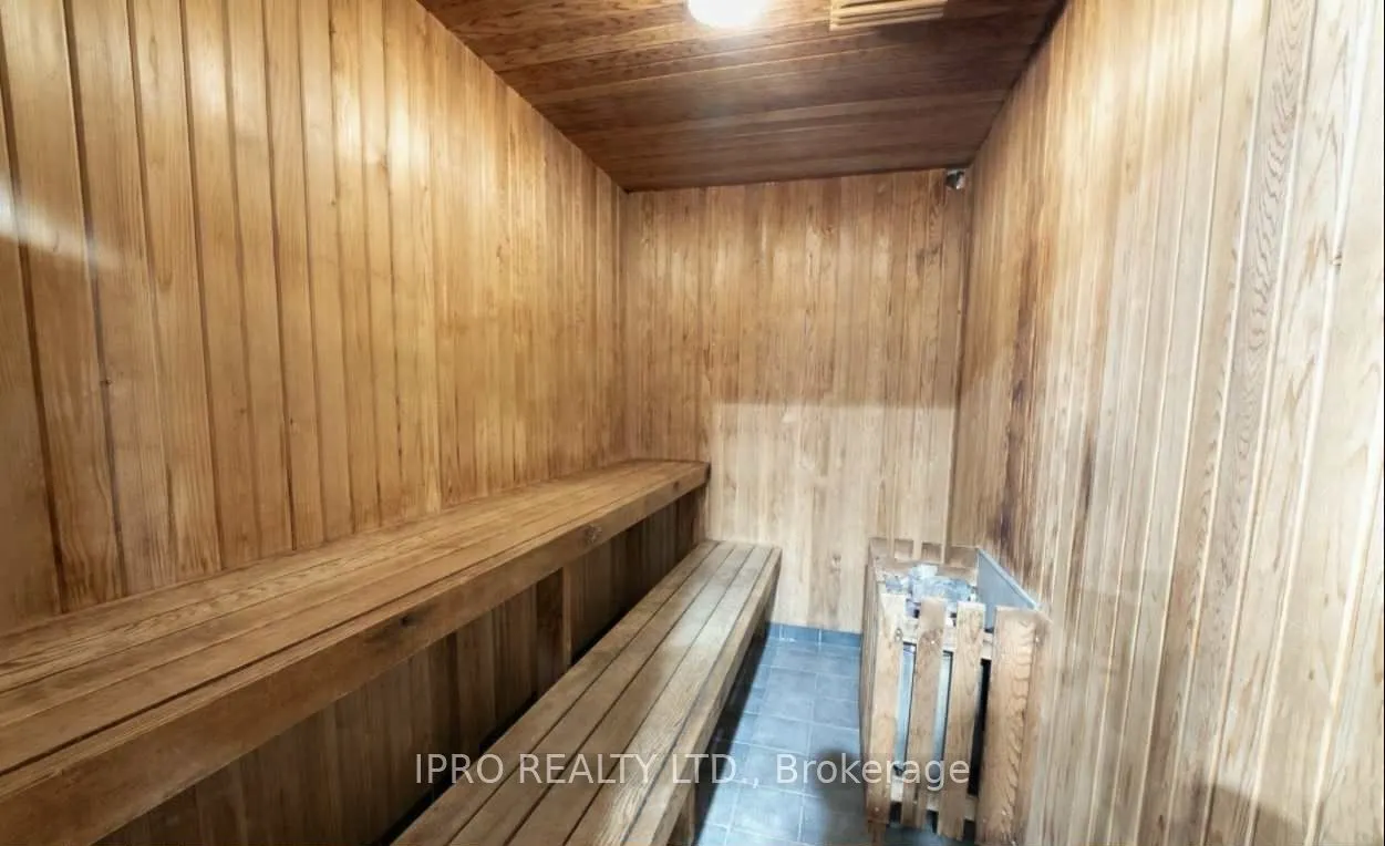 12 Laurelcrest Street, #311