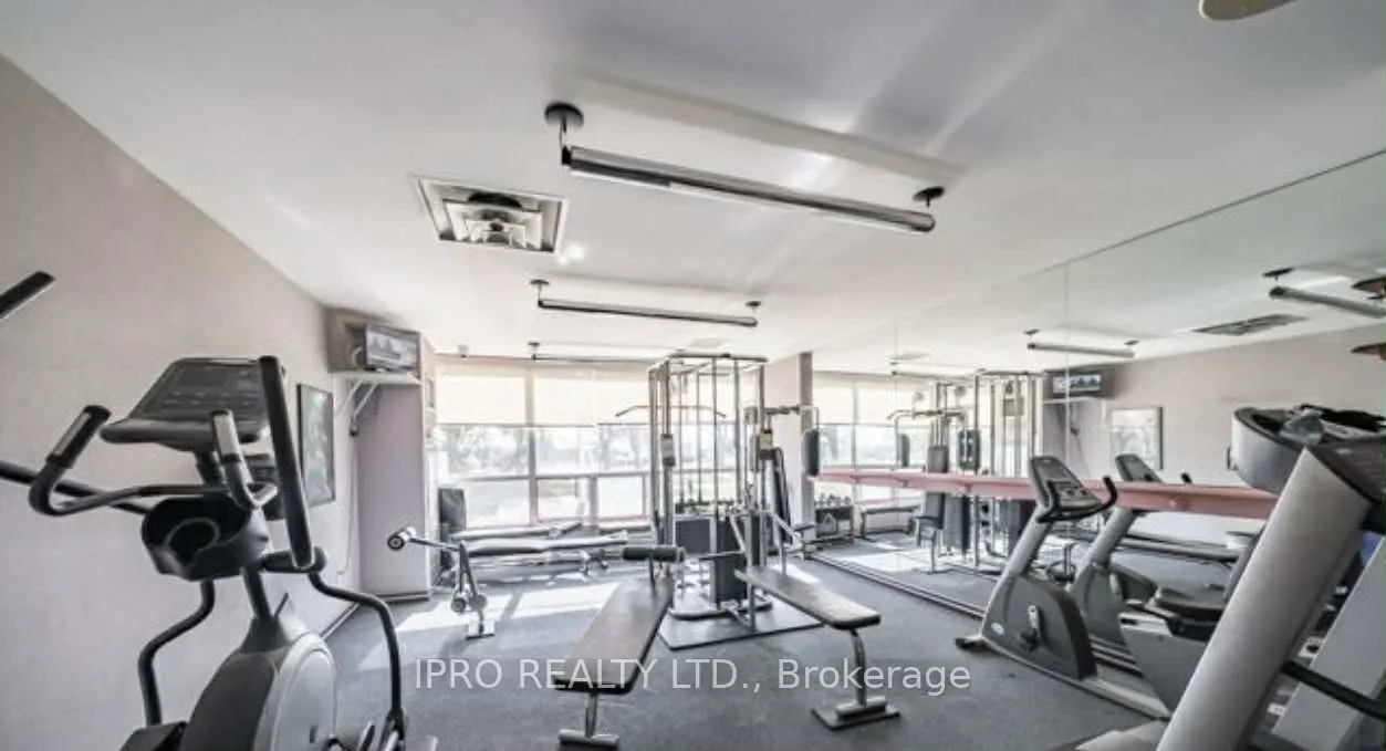 12 Laurelcrest Street, #311