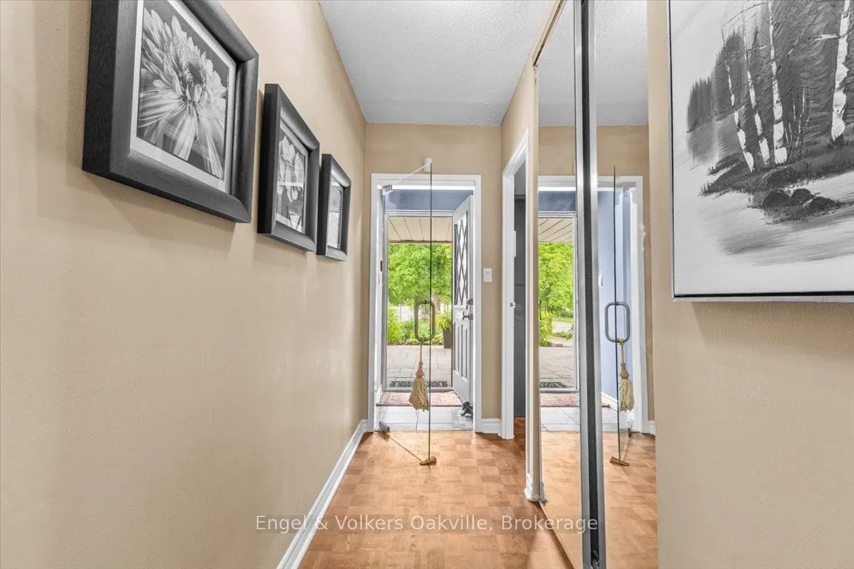 1000 Cedarglen Gate, #402