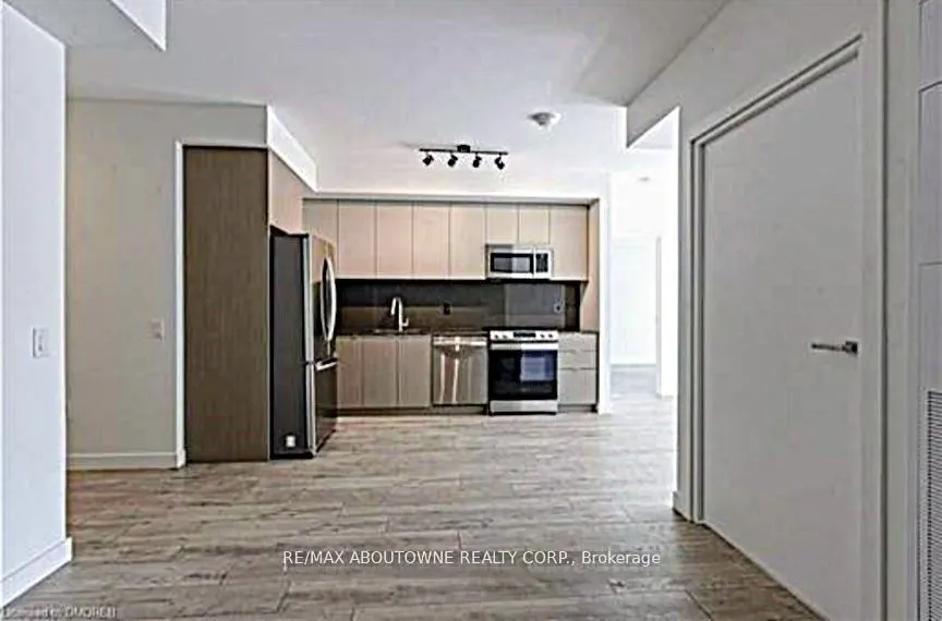 125 Bronte Road, #A01203