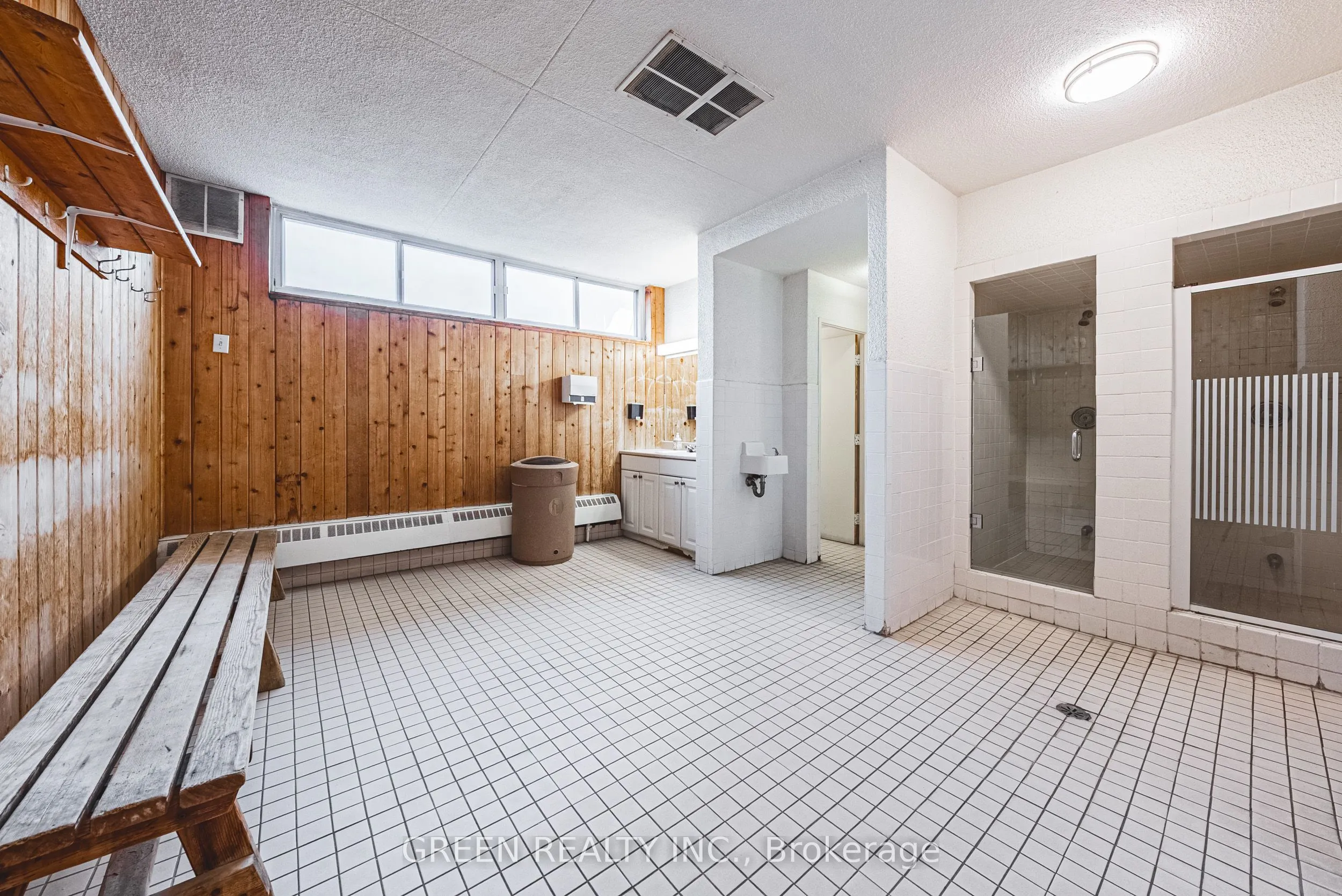 370 Ridelle Avenue, #2106